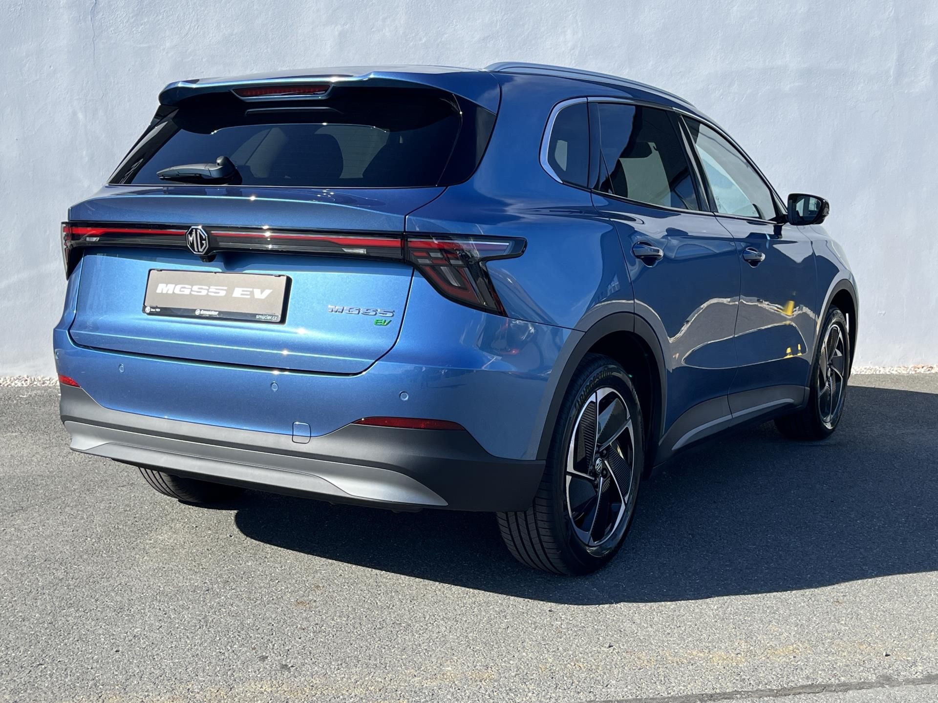 MG MGS5 EV, 0.0 elektro / 170 kW EXCLUSIVE - fotka 4