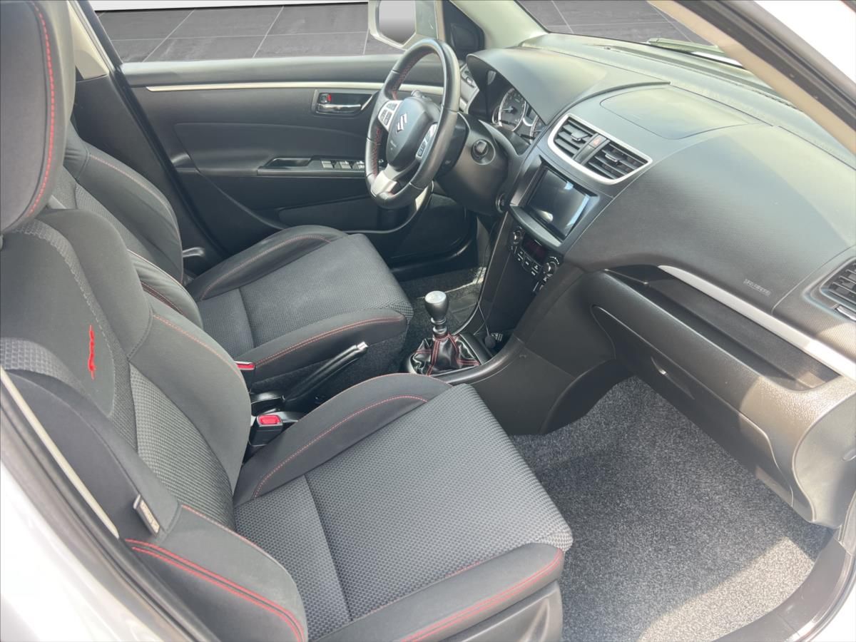 Suzuki Swift, 1,6 VVTi  Sport - fotka 6