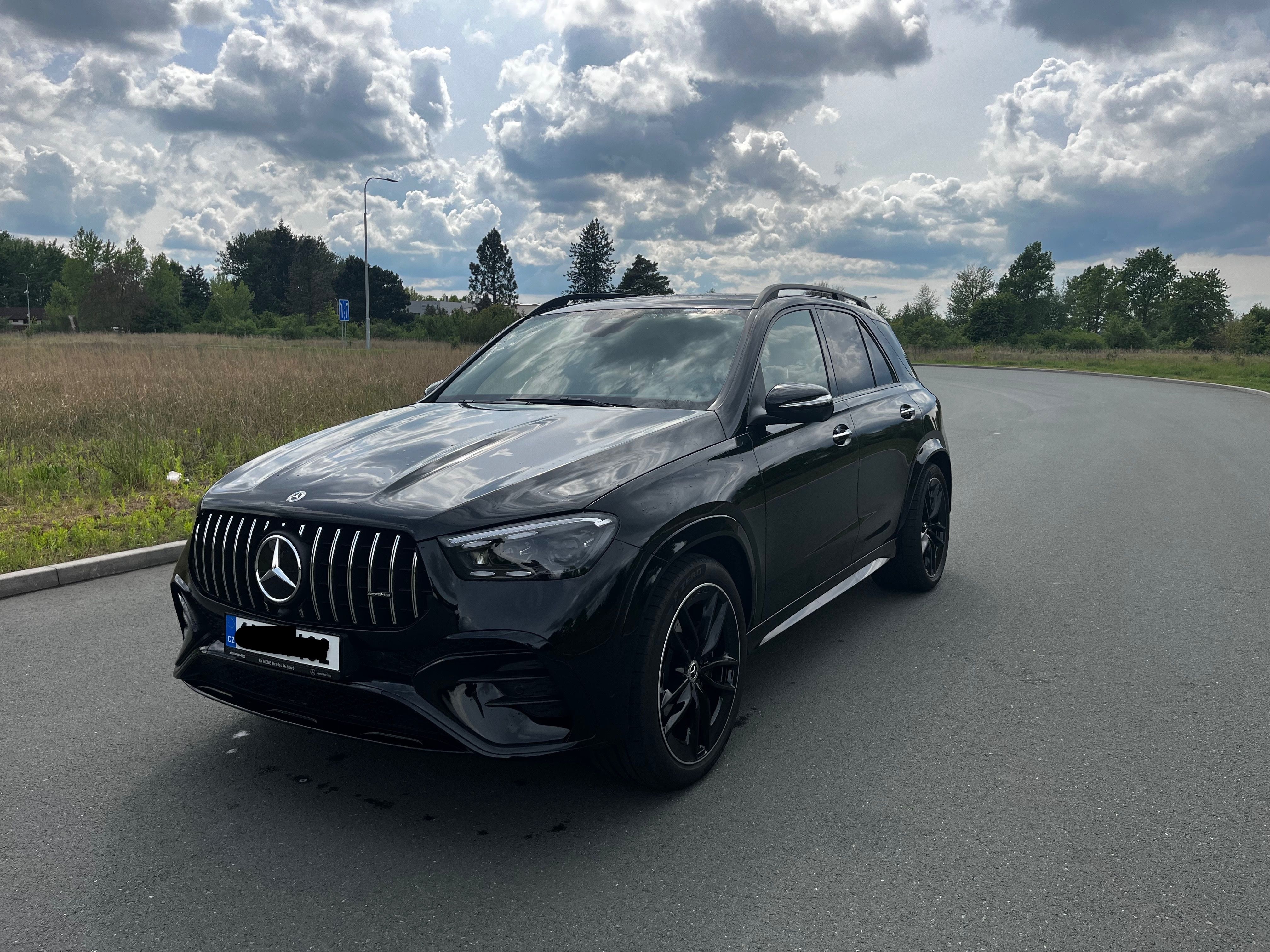 Mercedes-Benz GLE, 450 d 4MATIC AMG Style edition - fotka 2