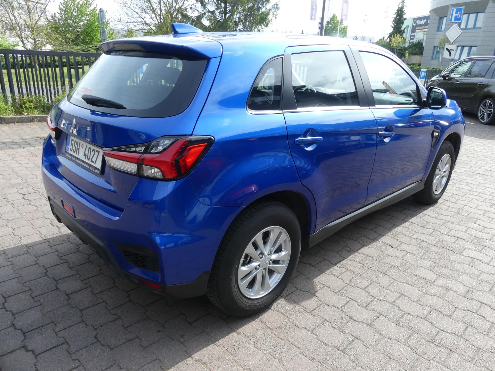 Mitsubishi ASX, 2,0i MAN5 - fotka 5