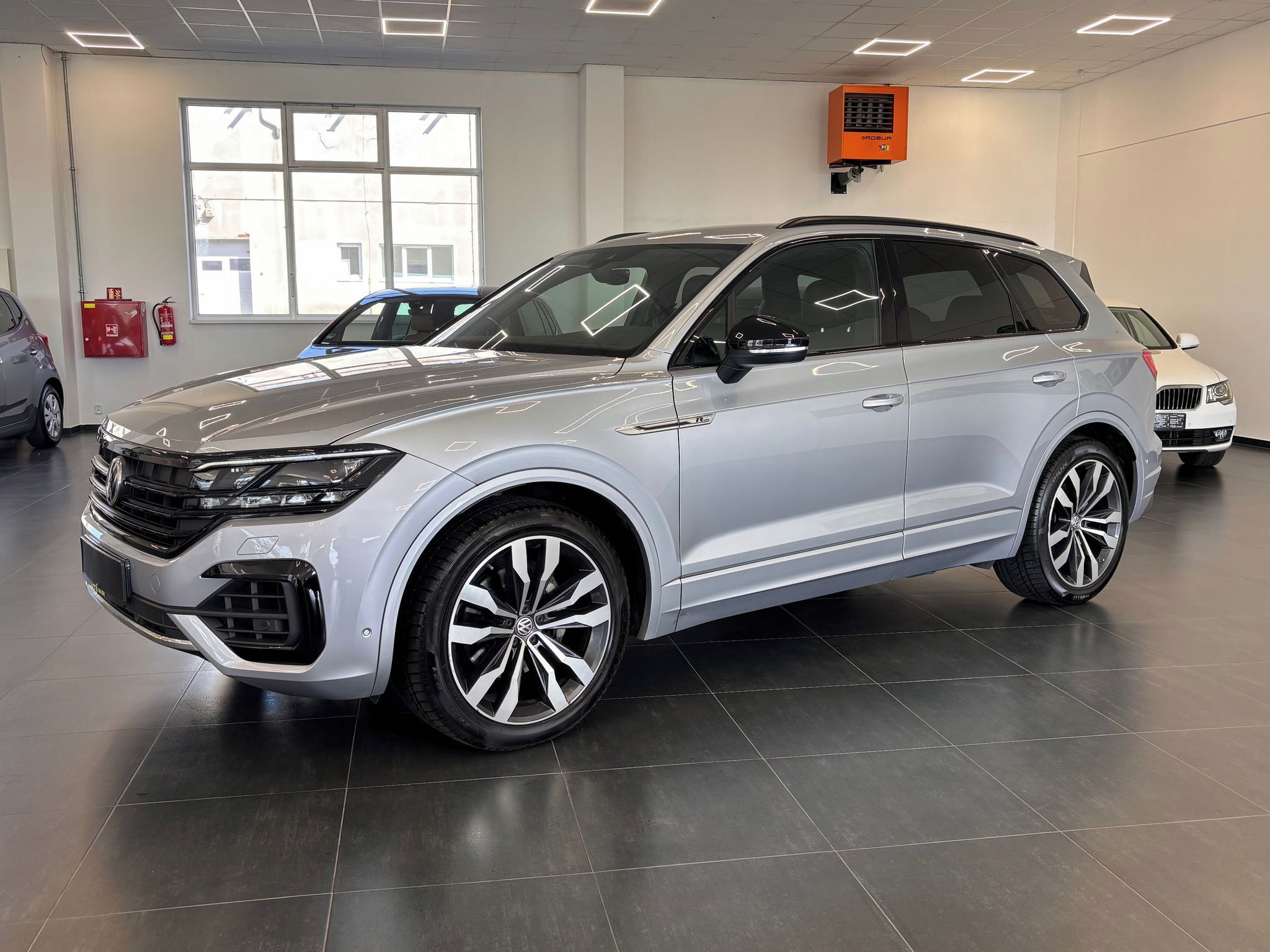 Volkswagen Touareg, 3.0TDI 210kW RLine Black style - fotka 3