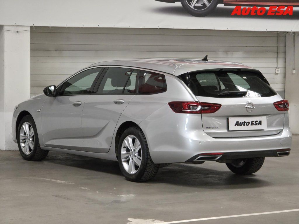Opel Insignia, 2.0 CDTI Sports Tourer - fotka 4