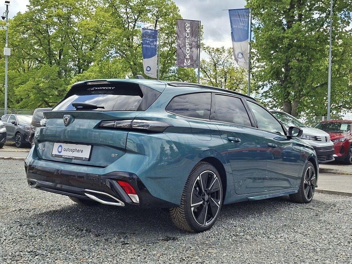 Peugeot 308, SW e-GT 115 kW/156k 54 kWh - fotka 3