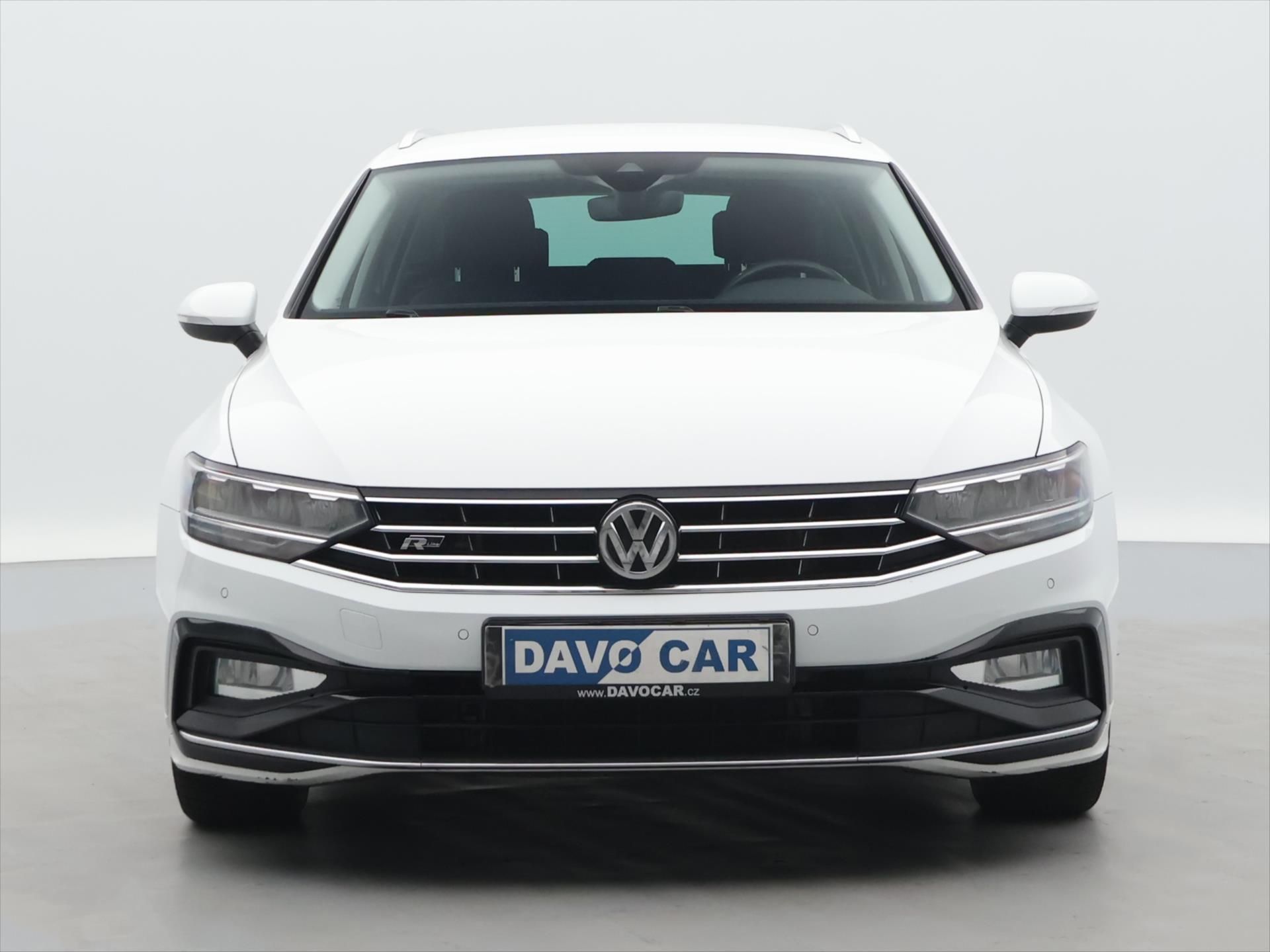 Volkswagen Passat, 2,0 TDI 140 kW R-line CZ DPH - fotka 2
