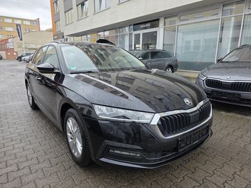 2.0 TDI 110kW Style / Webasto
