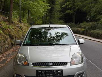 1.3i 2006 Manual TOP výbava