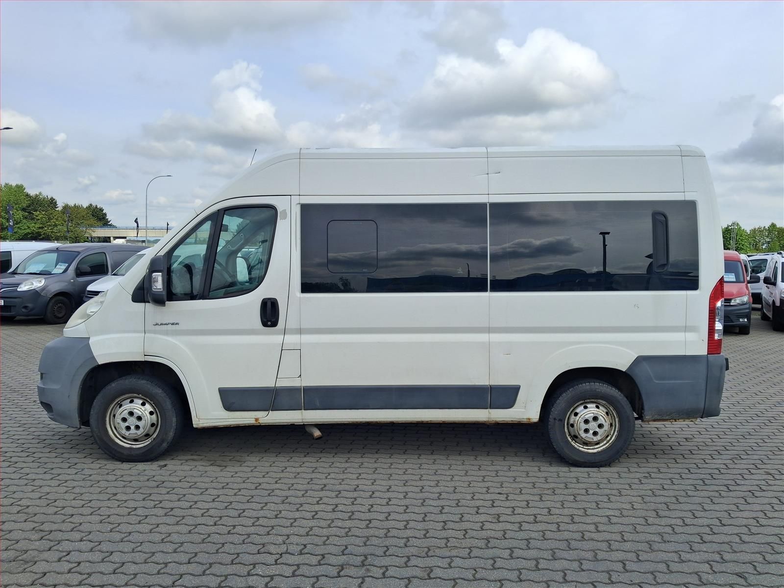 Citroën Jumper, 2.2 HDi, L2H2, Kombi, 9 míst - fotka 3