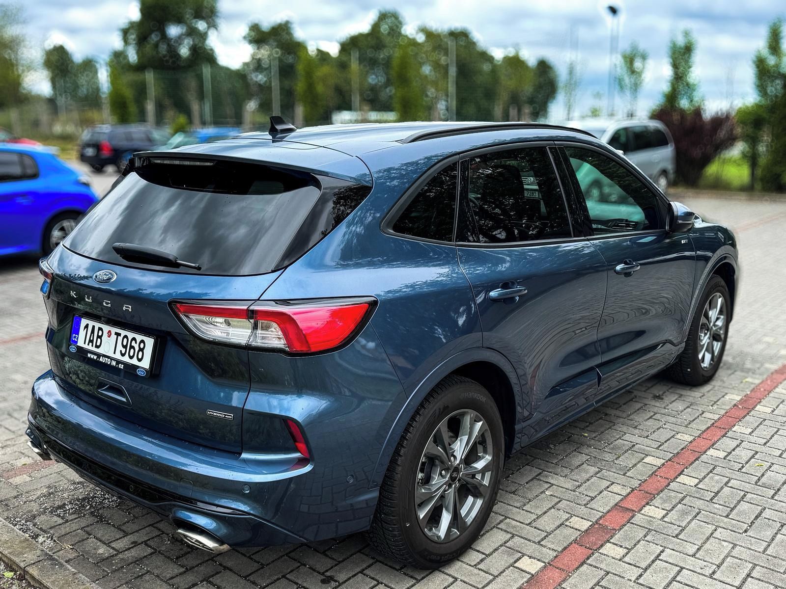 Ford Kuga, 2.5 HEV AWD ST-Line X 140kW - fotka 5