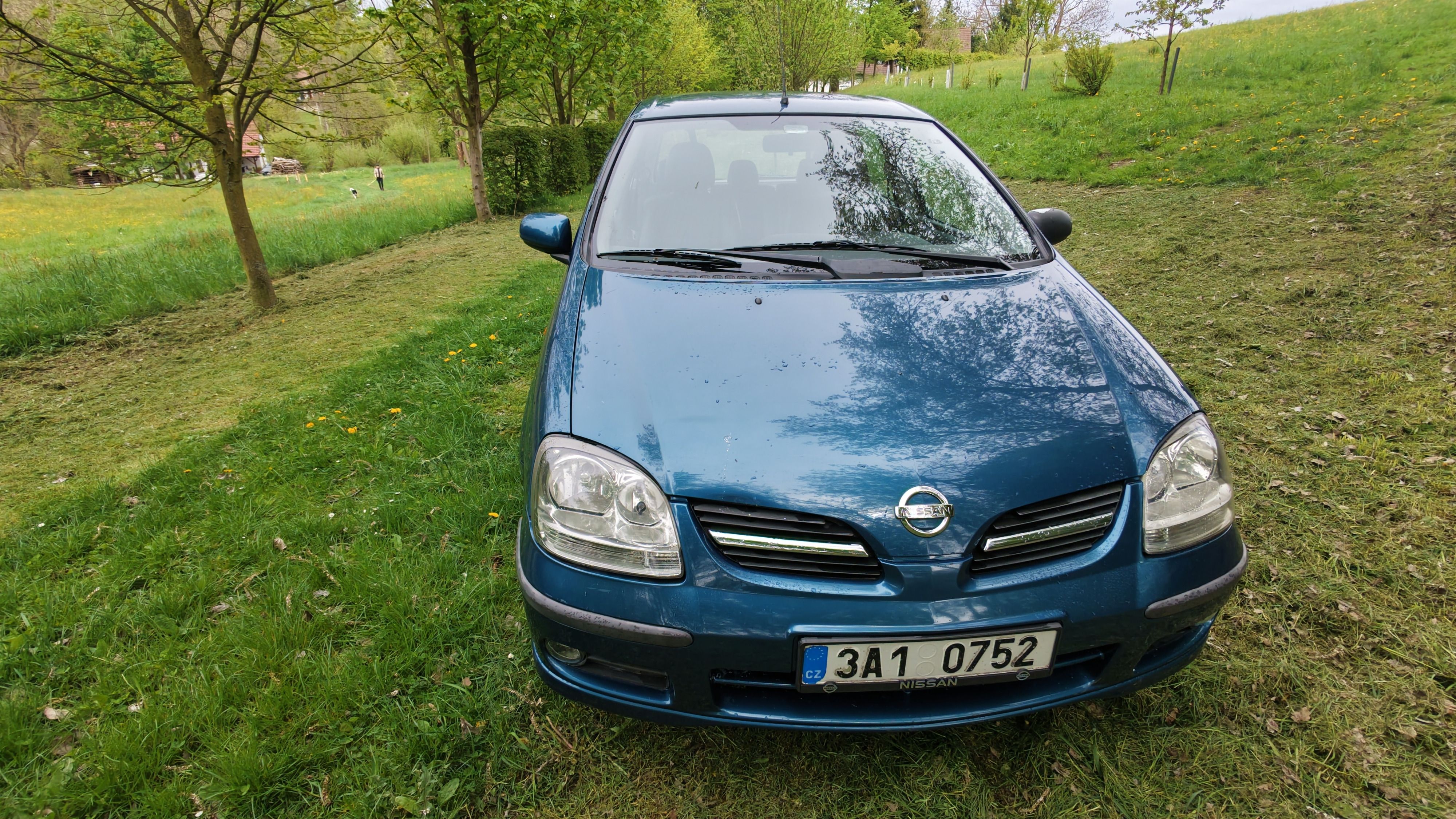 Nissan Almera Tino, 2.2dci 100kw - fotka 2