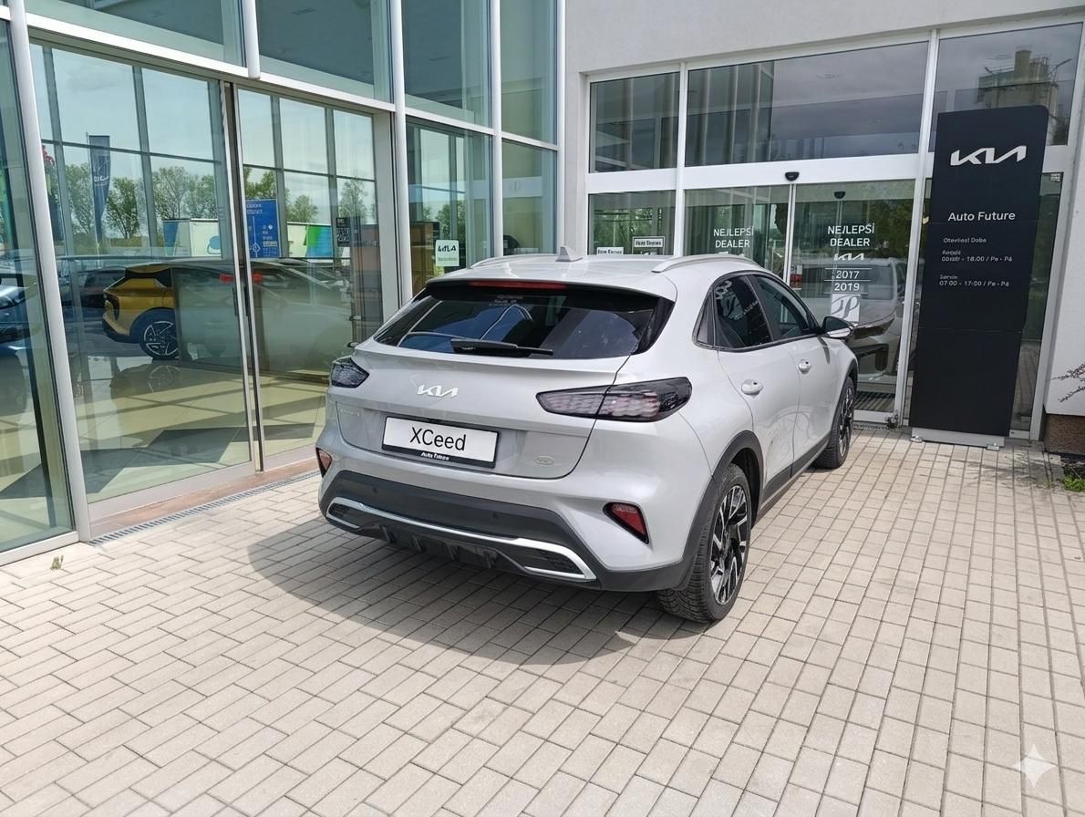 Kia XCee´d, 1.6 T-GDi 7DCT Steel ed. MY26 - fotka 3