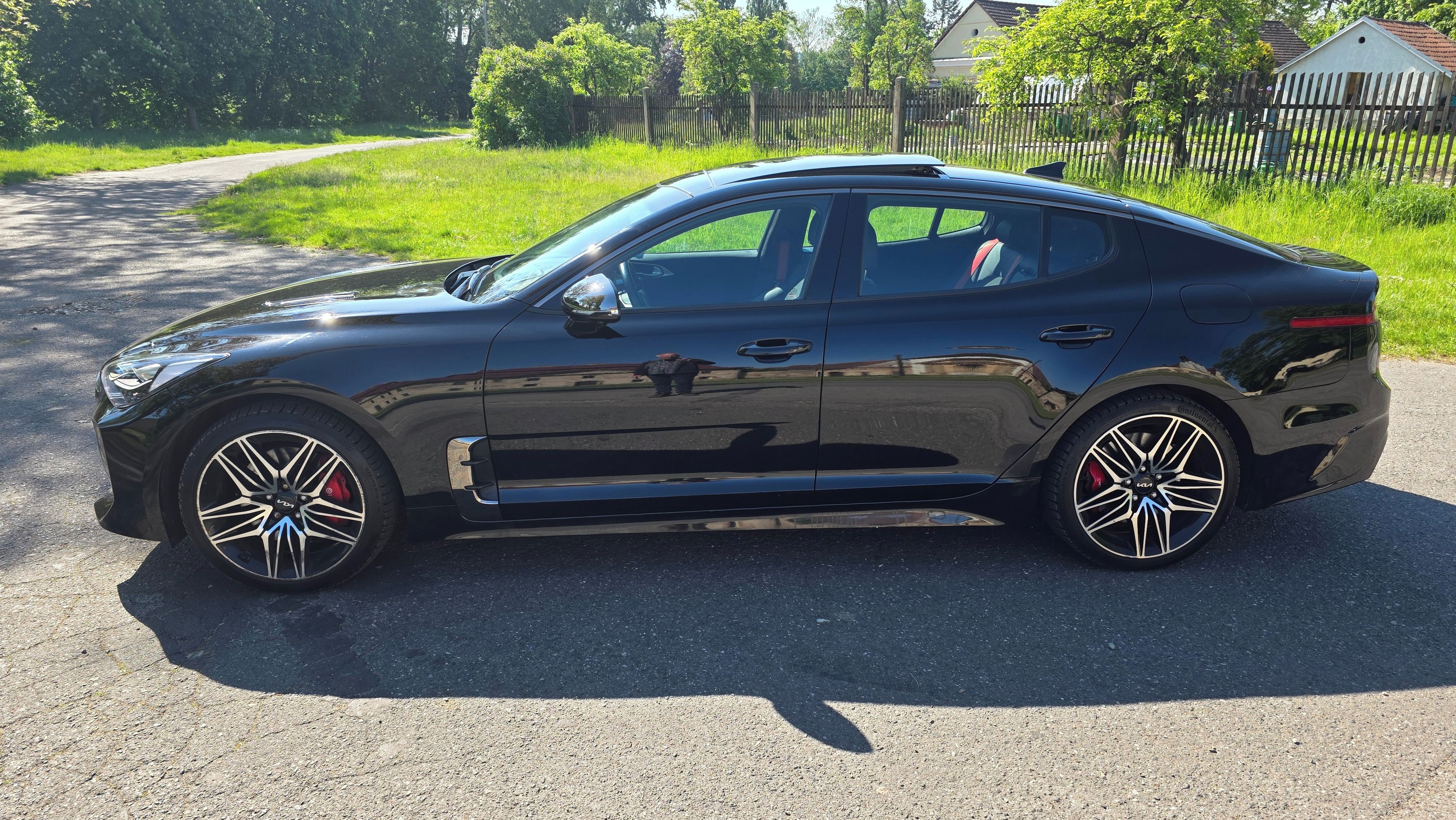 Kia Stinger, 1.maj ČR, záruka KIA do 6/2030 - fotka 2