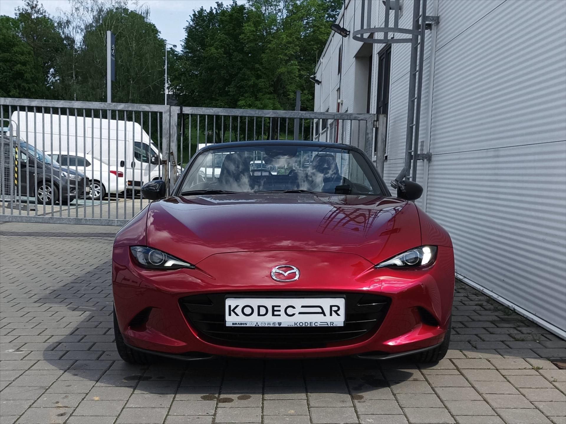 Mazda MX-5, 1,5 Skyactiv-G 132k 6MAN 4x2 - fotka 3