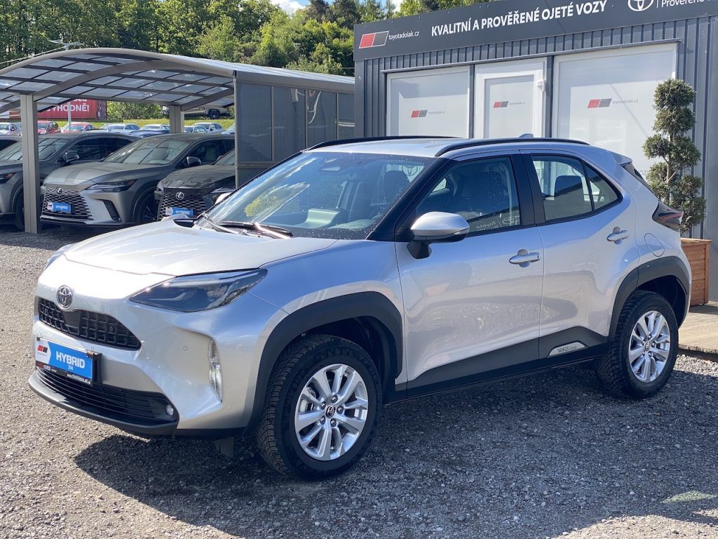 Toyota Yaris Cross, 1.5HEV, ČR-1m, Comfort, DPH - fotka 3