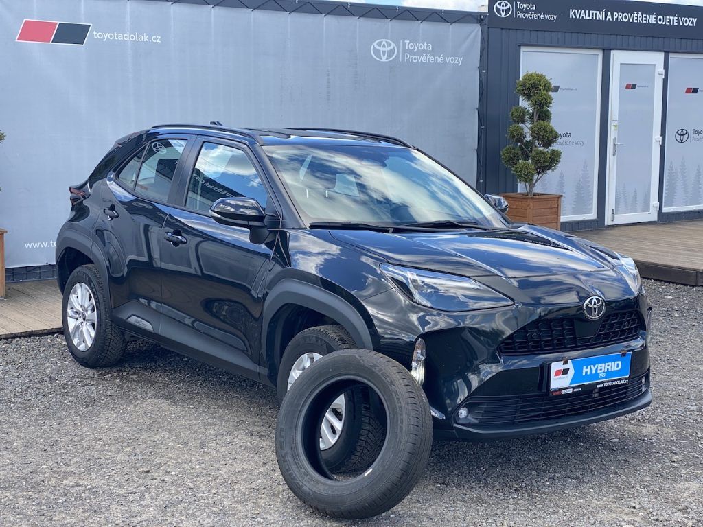 Toyota Yaris Cross, 1.5HEV, ČR-1m, Comfort, DPH