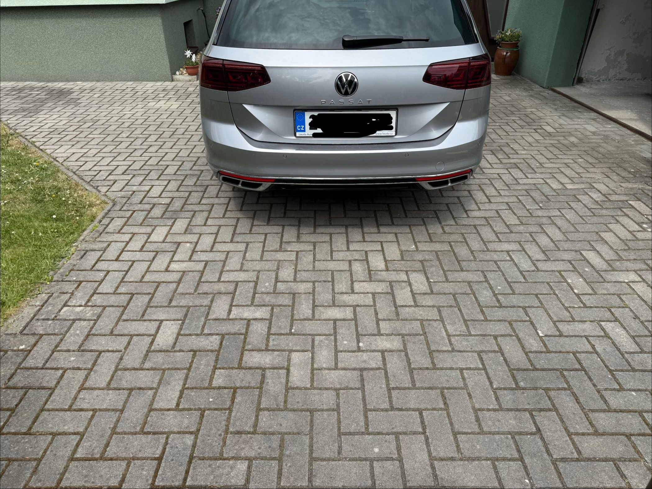 Volkswagen Passat, 2.0 tsi 140 kw R line - fotka 3