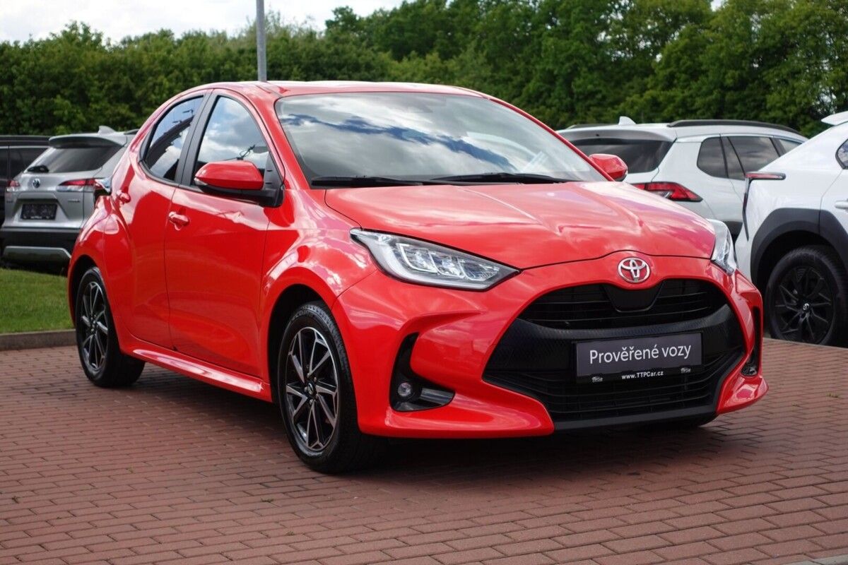 Toyota Yaris, 1.5 TNGA 6 MT Comfort Tech Sty - fotka 3