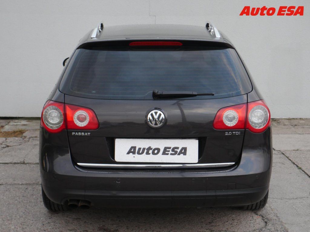 Volkswagen Passat, 2.0 TDi - fotka 5