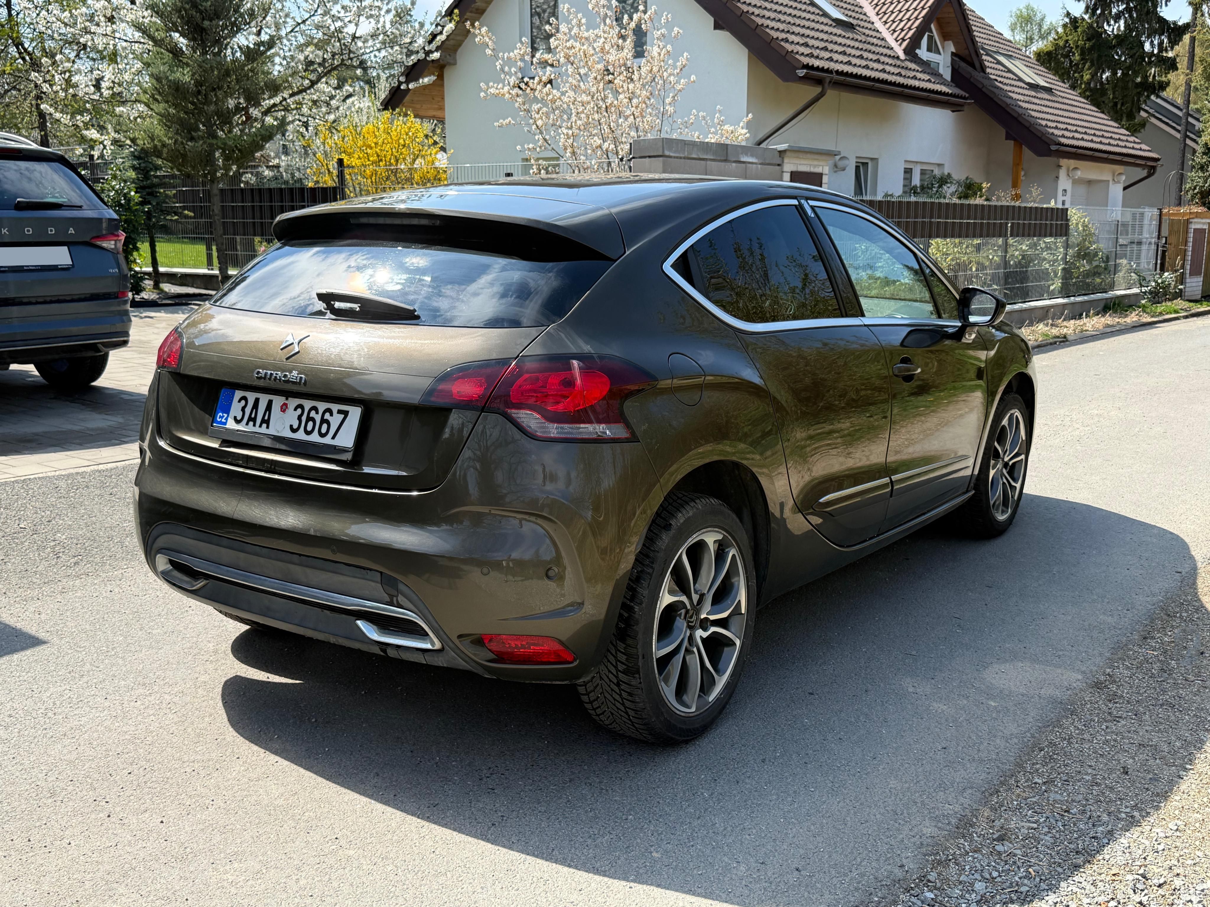 Citroën DS4, 1.6 HDi - Servisováno - fotka 3