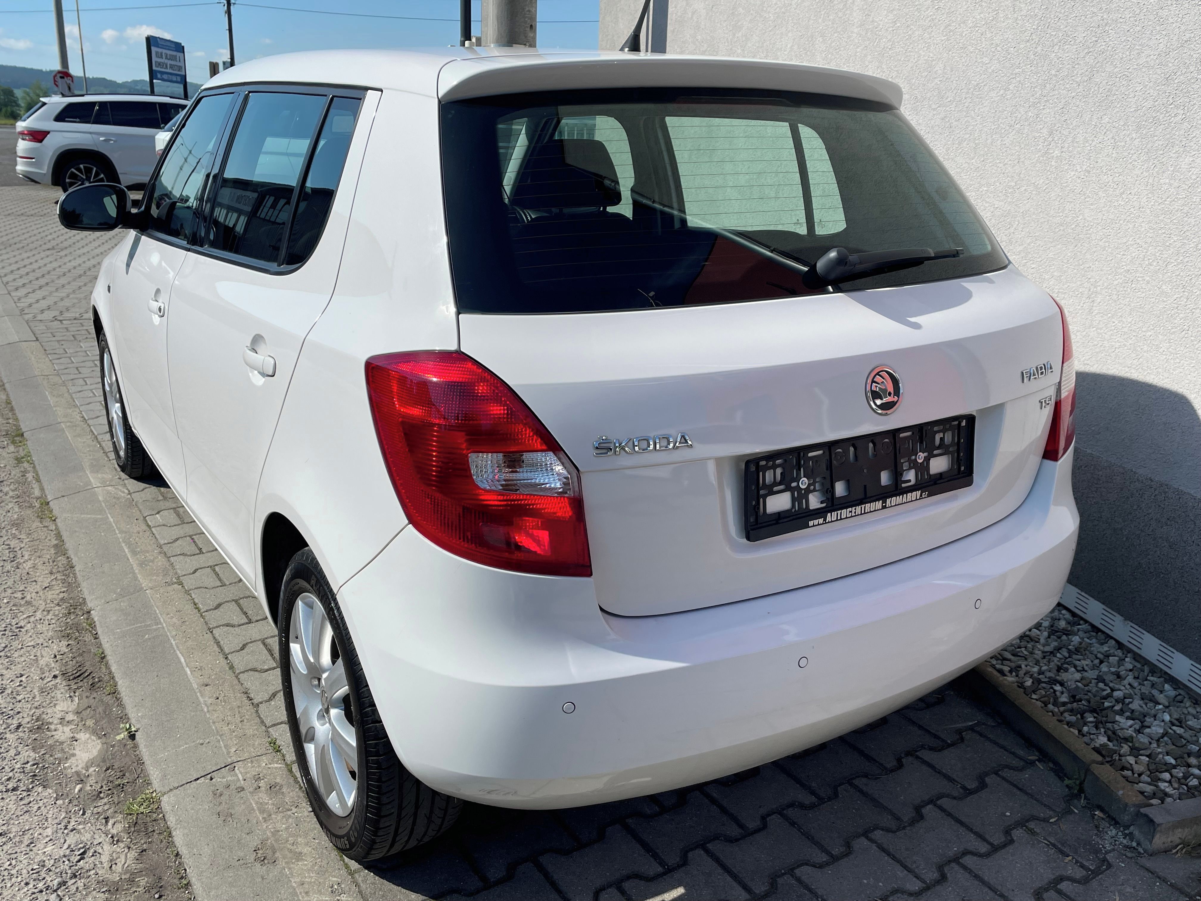 Škoda Fabia, 1.2 TSI 63kW Elegance Webasto - fotka 4
