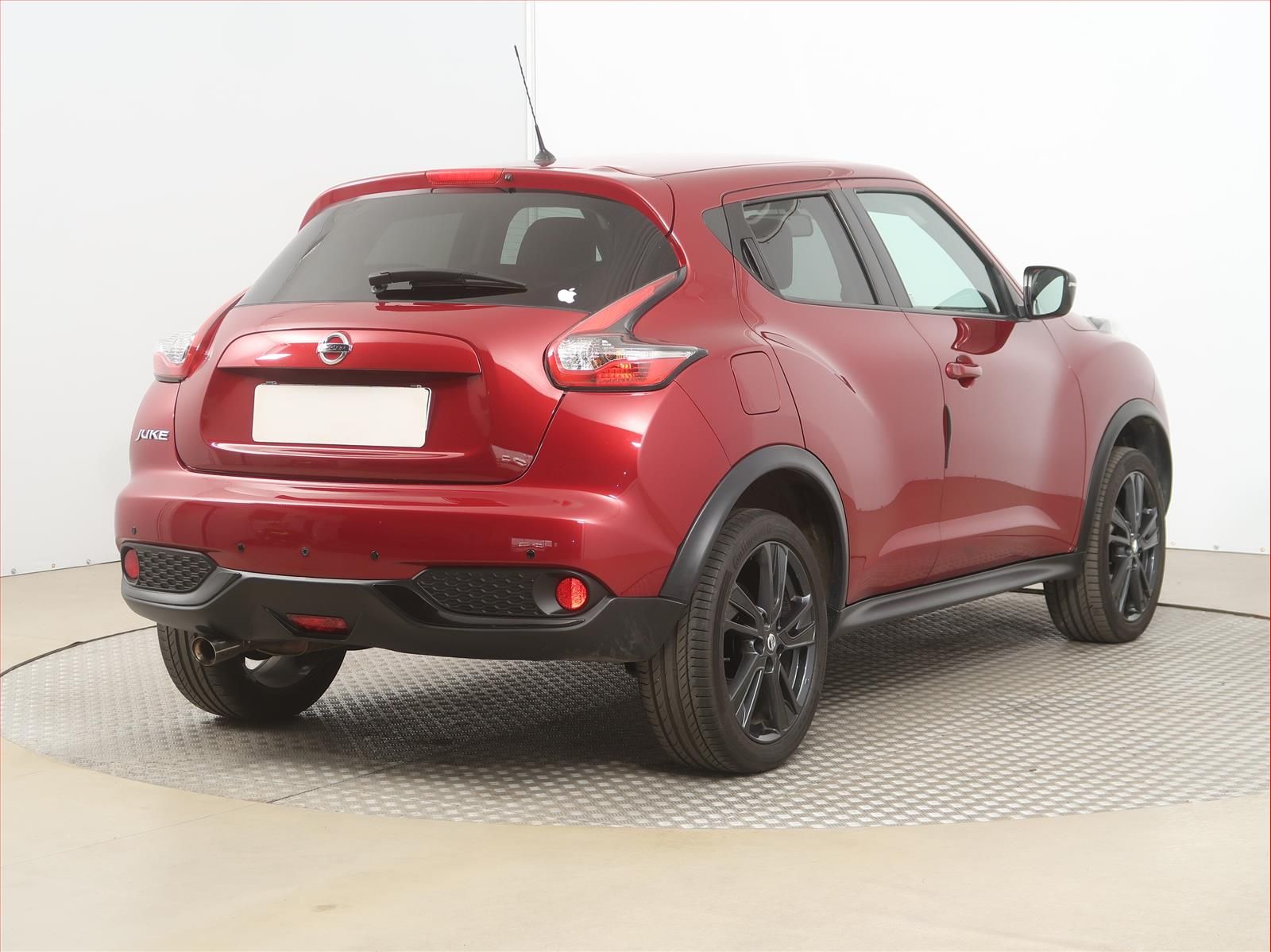 Nissan Juke, 1.6 i, Automat - fotka 5