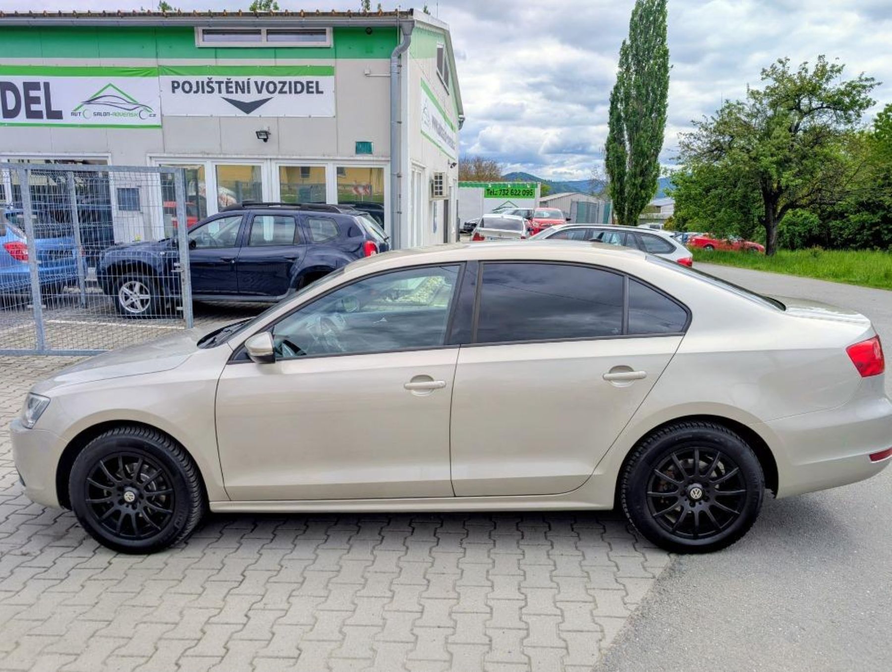 Volkswagen Jetta, 1.2 TSi 77kw 4 válce top stav - fotka 6