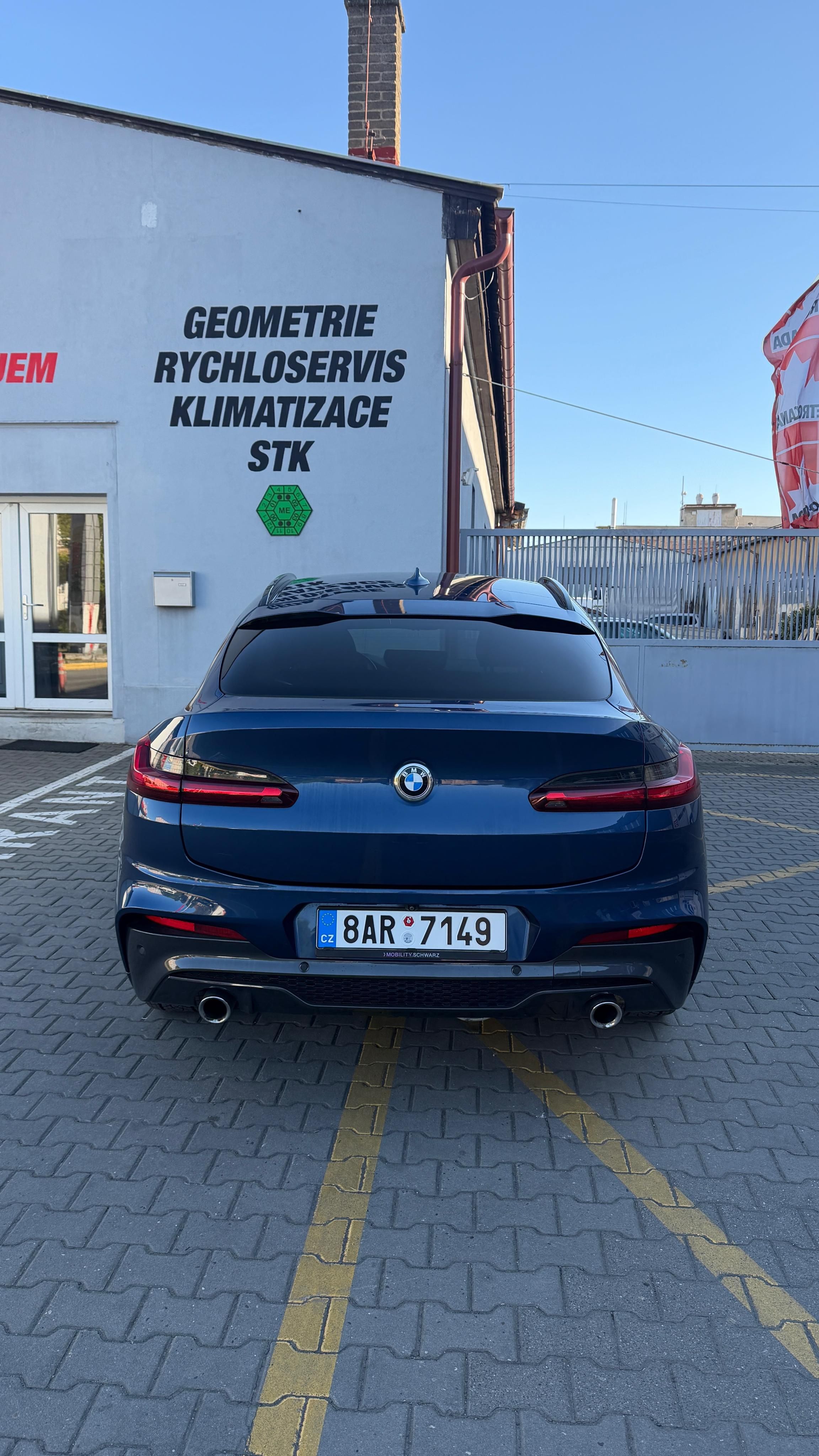 BMW X4, BMW X4 3.0 xDrive30d M Sport - fotka 4