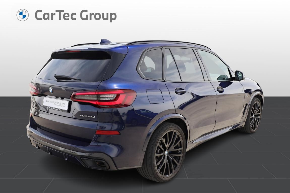 BMW X5, xDrive30d - fotka 5