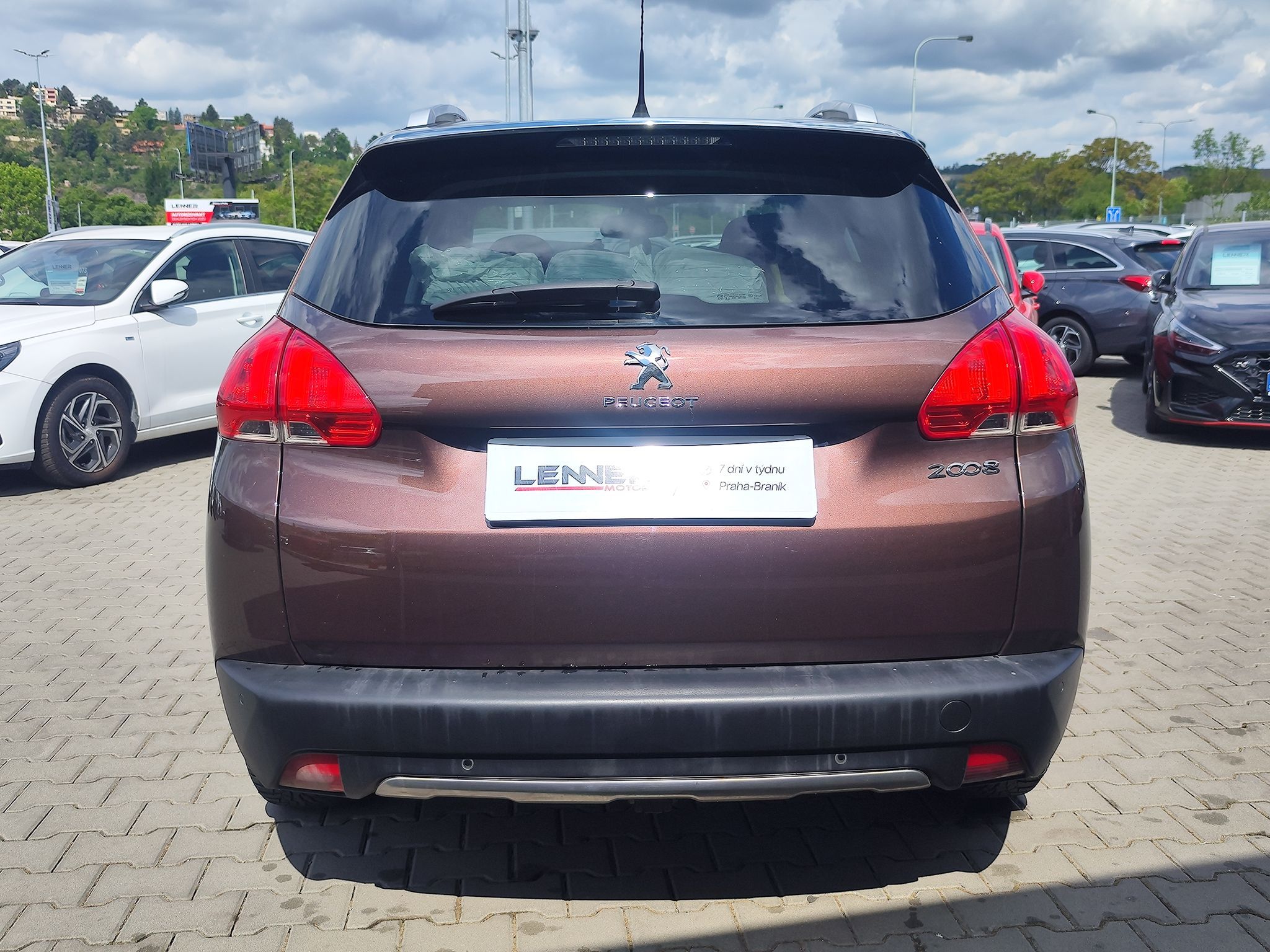 Peugeot 2008, 1.6 VTi/88kW Allure tažné ČR - fotka 6