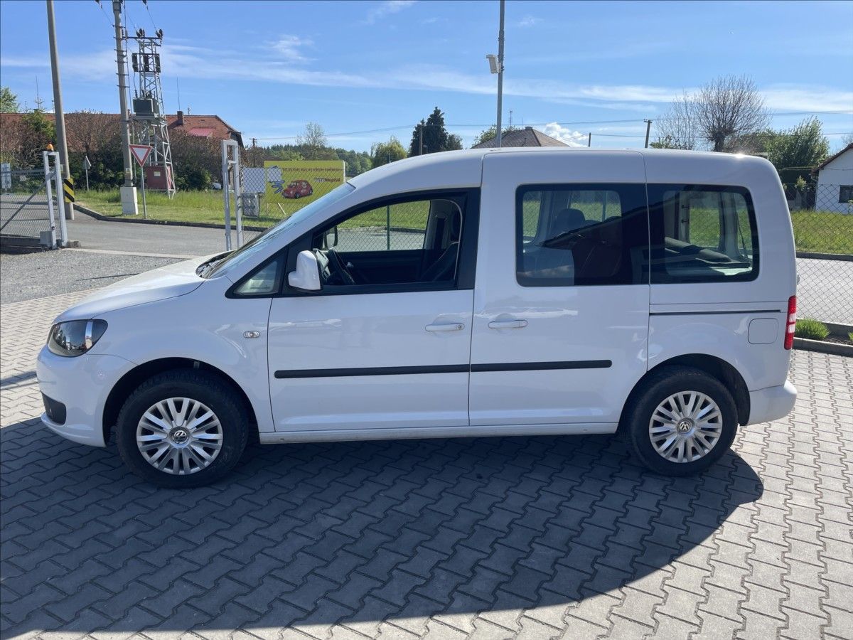 Volkswagen Caddy, 1,6 TDI 1.MAJITEL DPH NOVÁ STK - fotka 4
