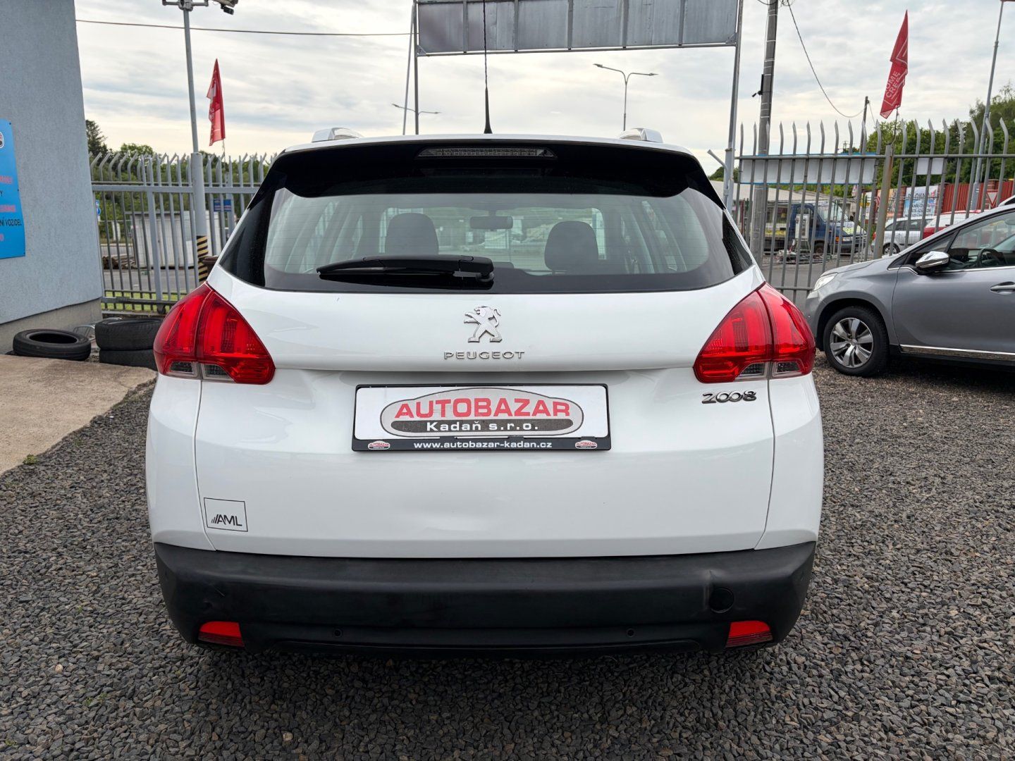 Peugeot 2008, 1,6 88kW, SERVISKA - fotka 4