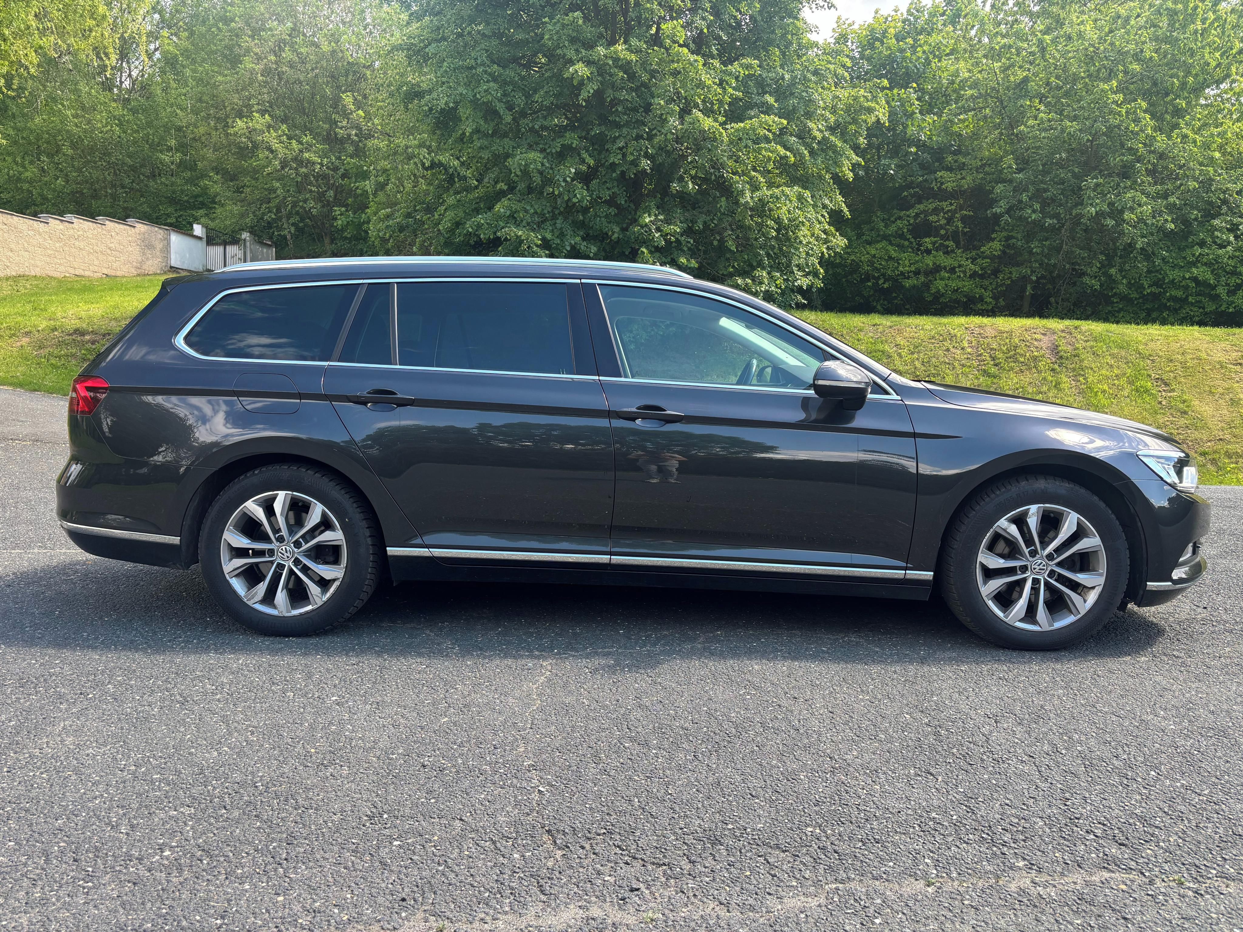 Volkswagen Passat, HIGHLINE 2.0TDI 140kw DPH ČR - fotka 4