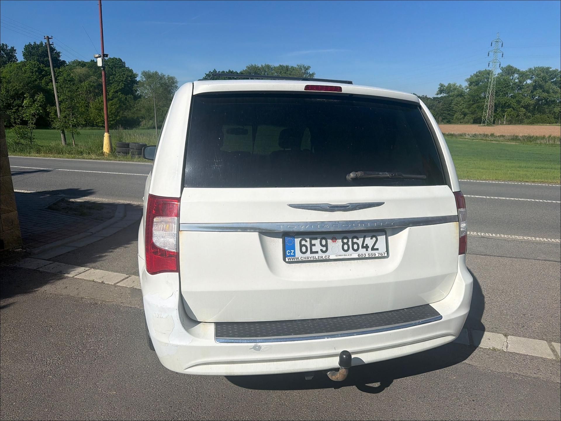 Chrysler Town & Country, 3,6 RT DVD LPG Kůže 2011 - fotka 5
