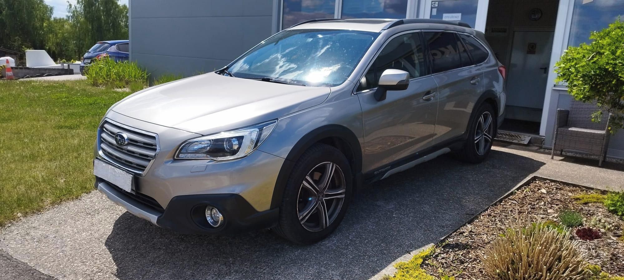 Subaru Outback, 2.0 110KW AUTOMAT - fotka 3