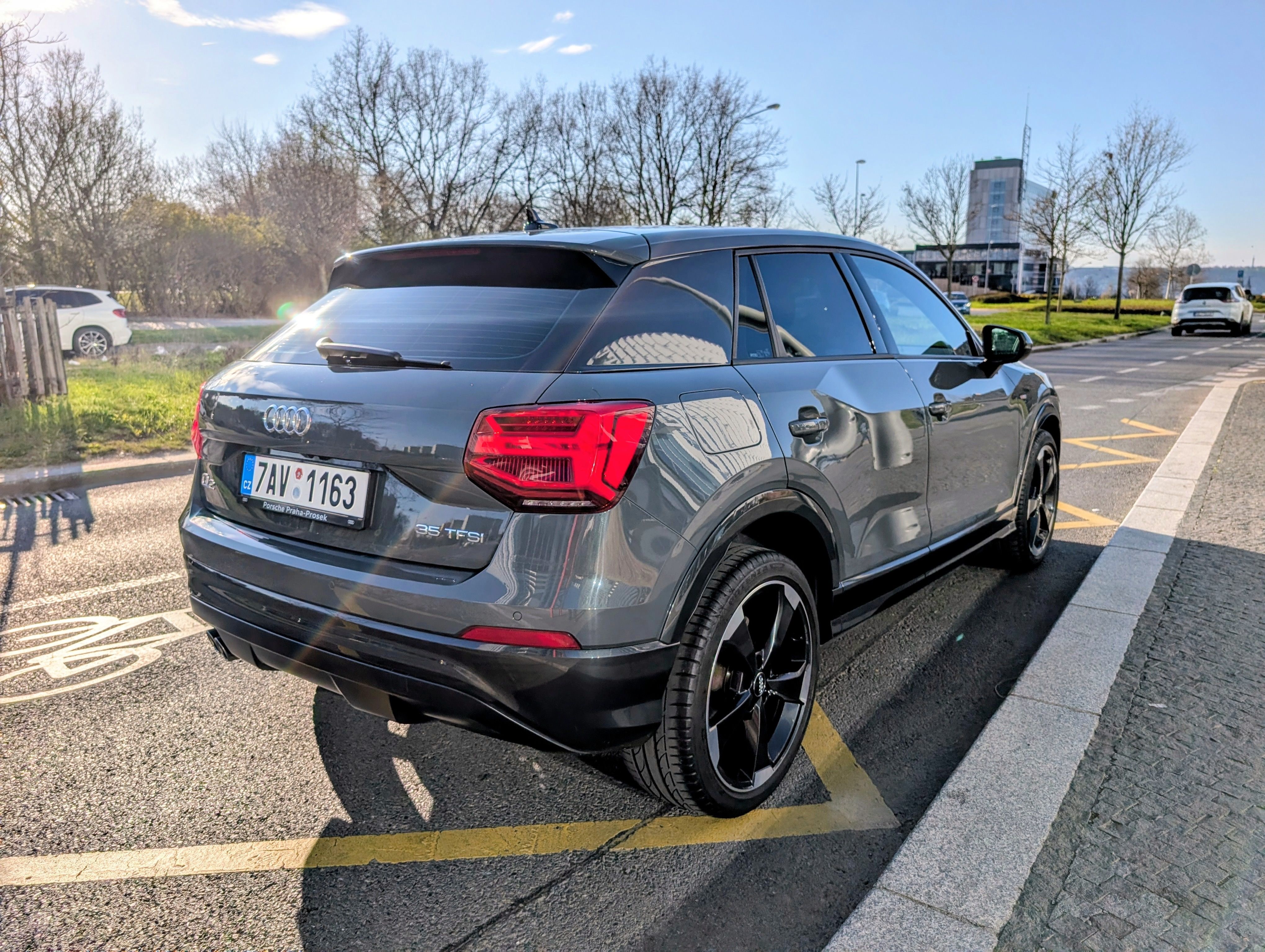 Audi Q2, 35 TFSi, S-line, 110kW, DSG - fotka 5