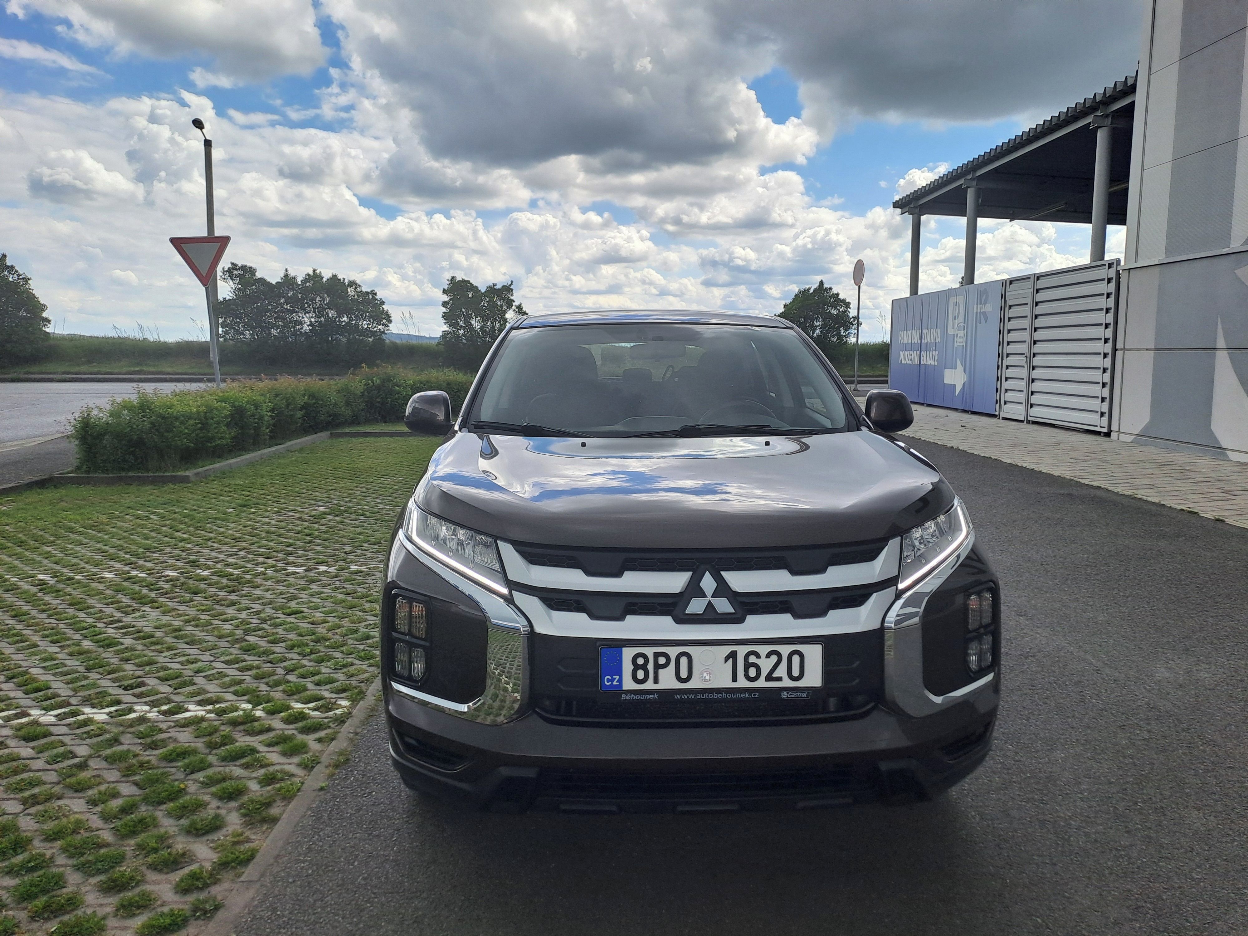 Mitsubishi ASX, 2.0 MIVEC 1.MAJ PERFEKTNÍ STAV - fotka 2