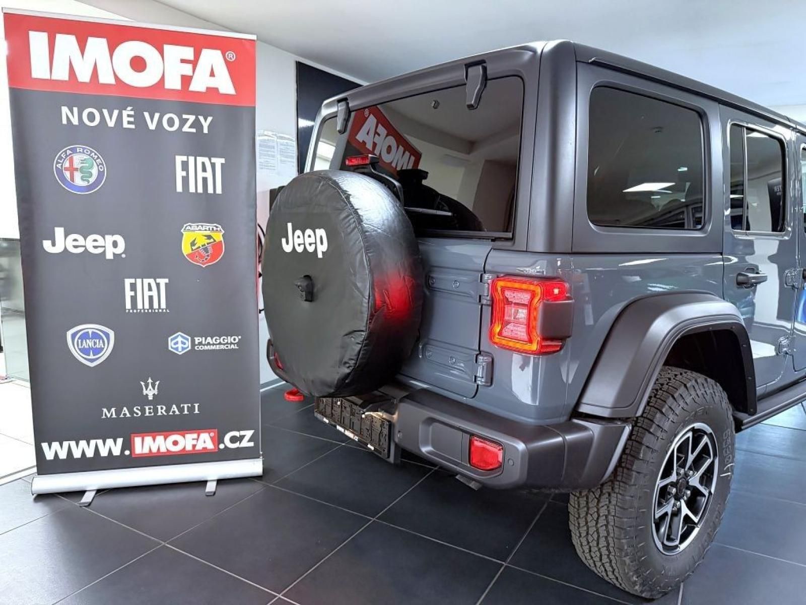 Jeep Wrangler, Unlimited 2.0T 272k AT8 - fotka 5