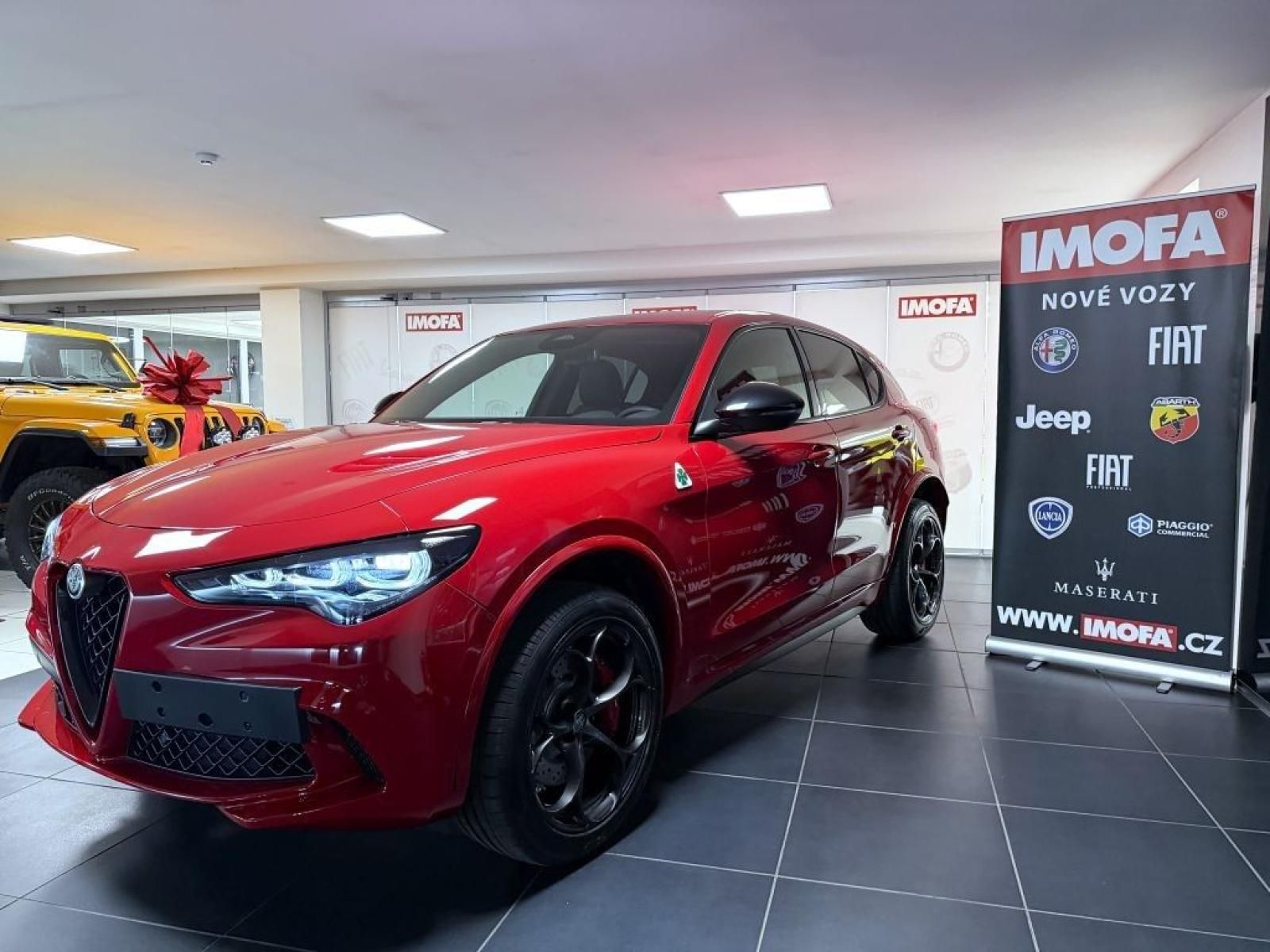 Alfa Romeo Stelvio, 2.9 V6 BiTurbo 520k QV Carbon - fotka 3