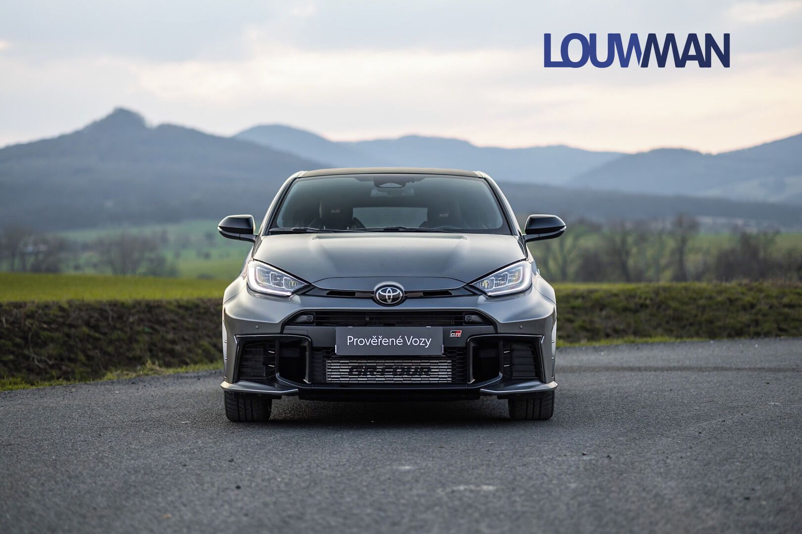 Toyota GR Yaris, 1,6   GR Turbo Dynamic VIP MT - fotka 6
