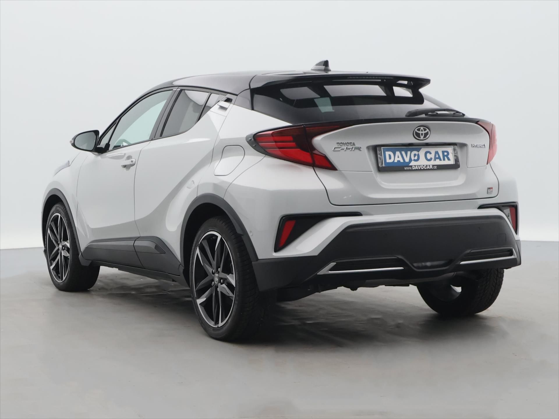Toyota C-HR, 2,0 Hybrid 112kW GR Sport CZ - fotka 5