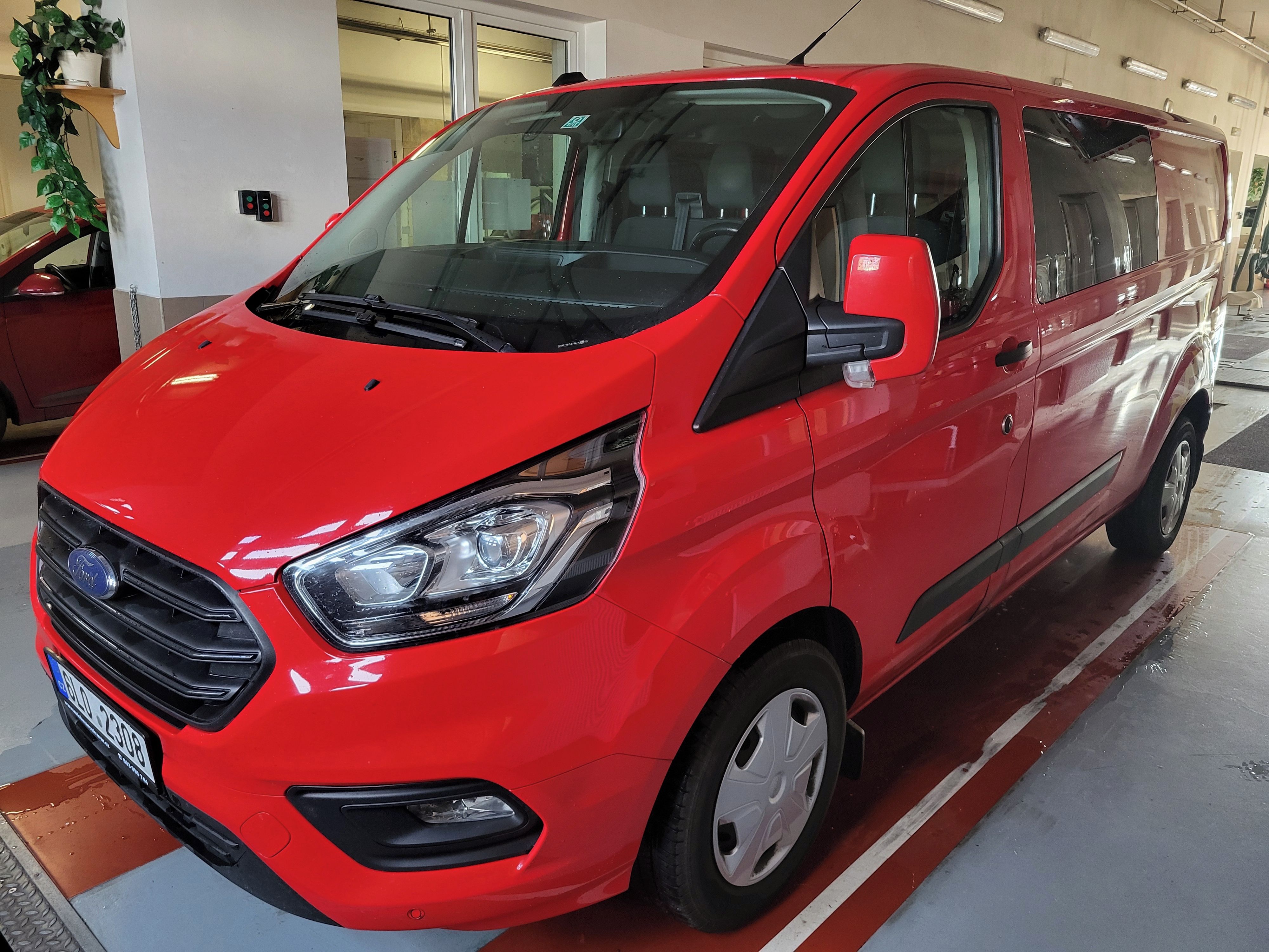 Ford Transit Custom, koupeno v ČR, prav. servis FOR - fotka 3