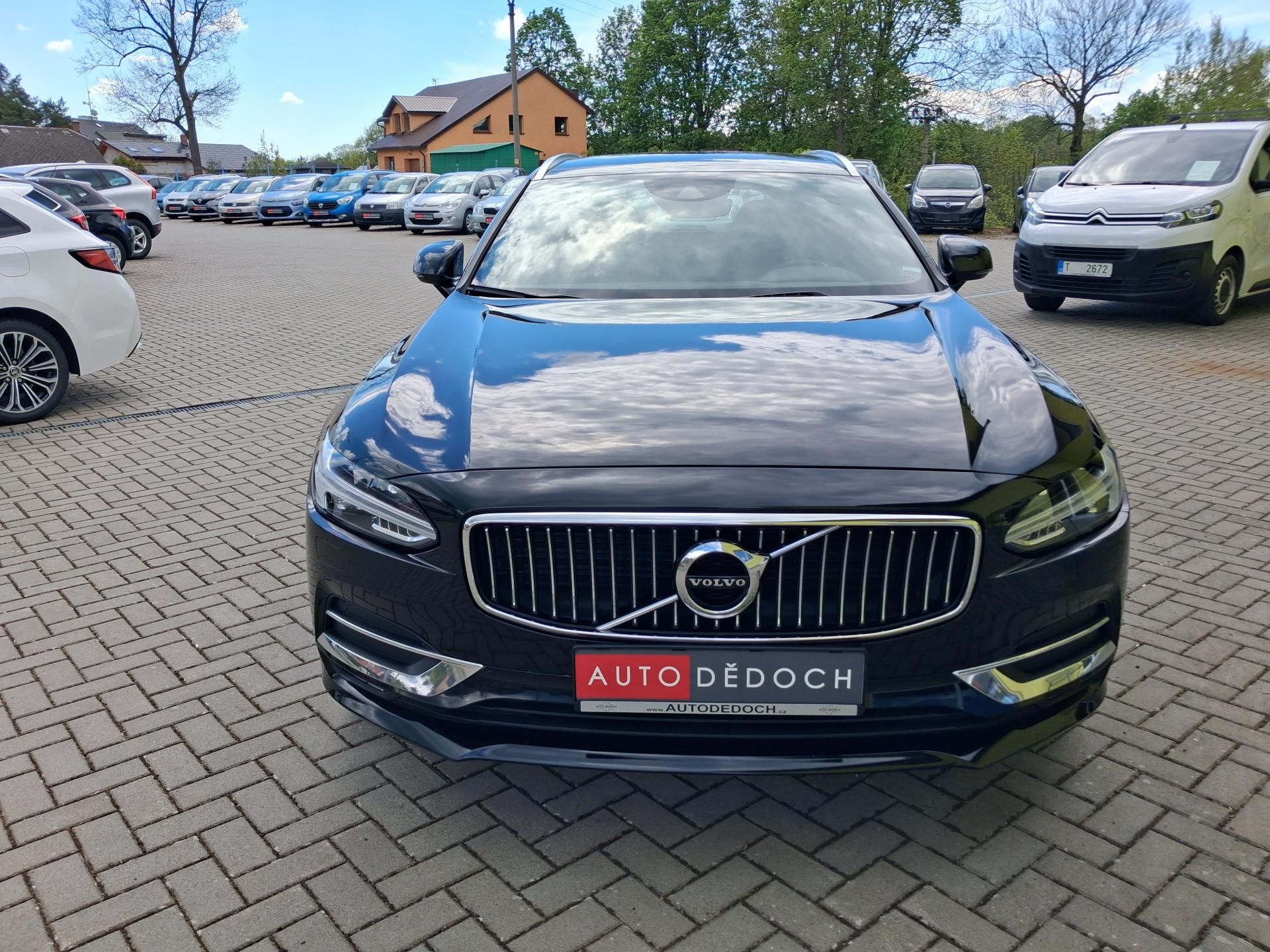 Volvo V90, 2,0 D5 173kw SERVISKA TOP STAV - fotka 2