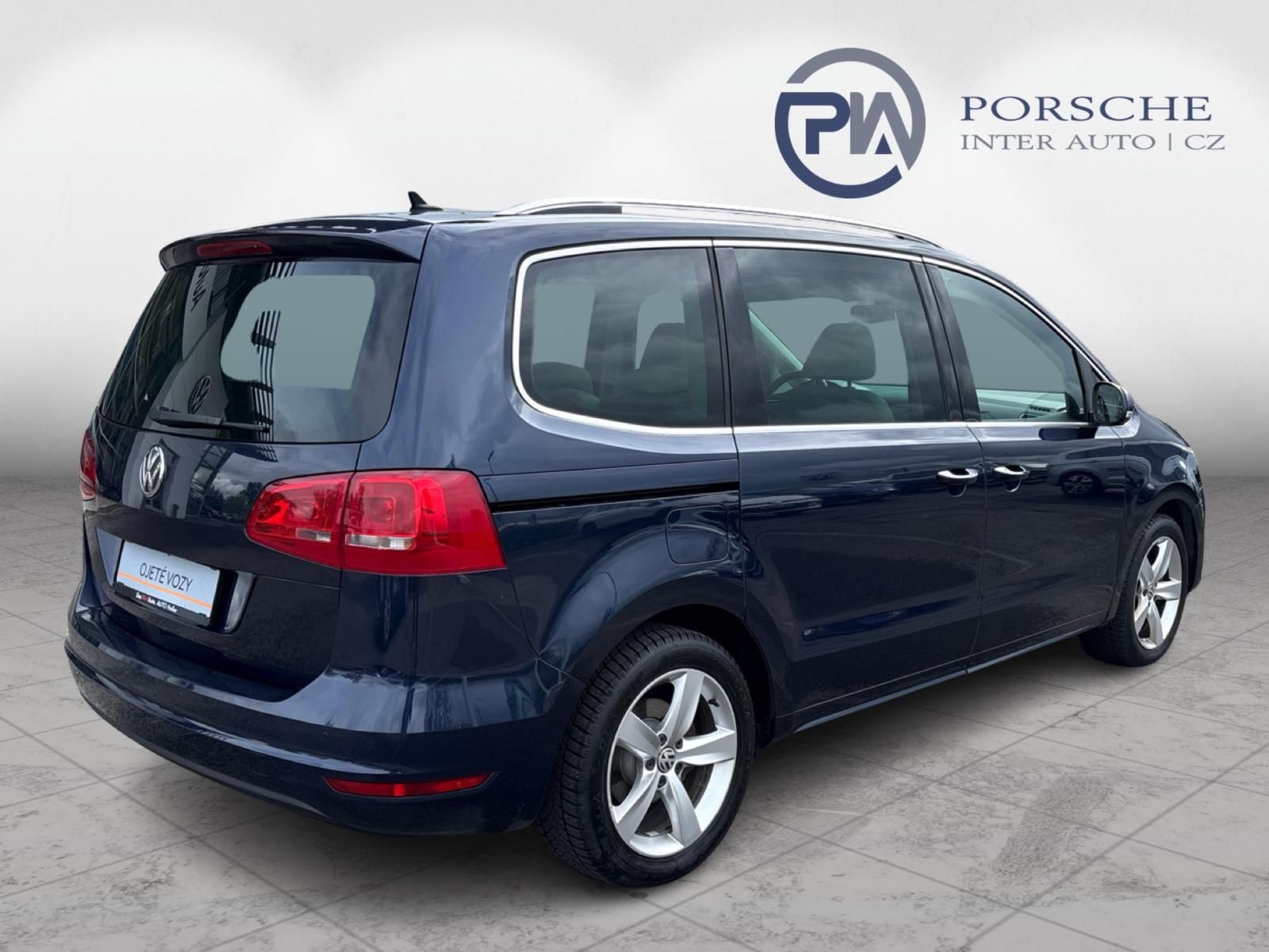 Volkswagen Sharan, 2.0 Turbo FSI HIGHLINE 147 kW - fotka 2