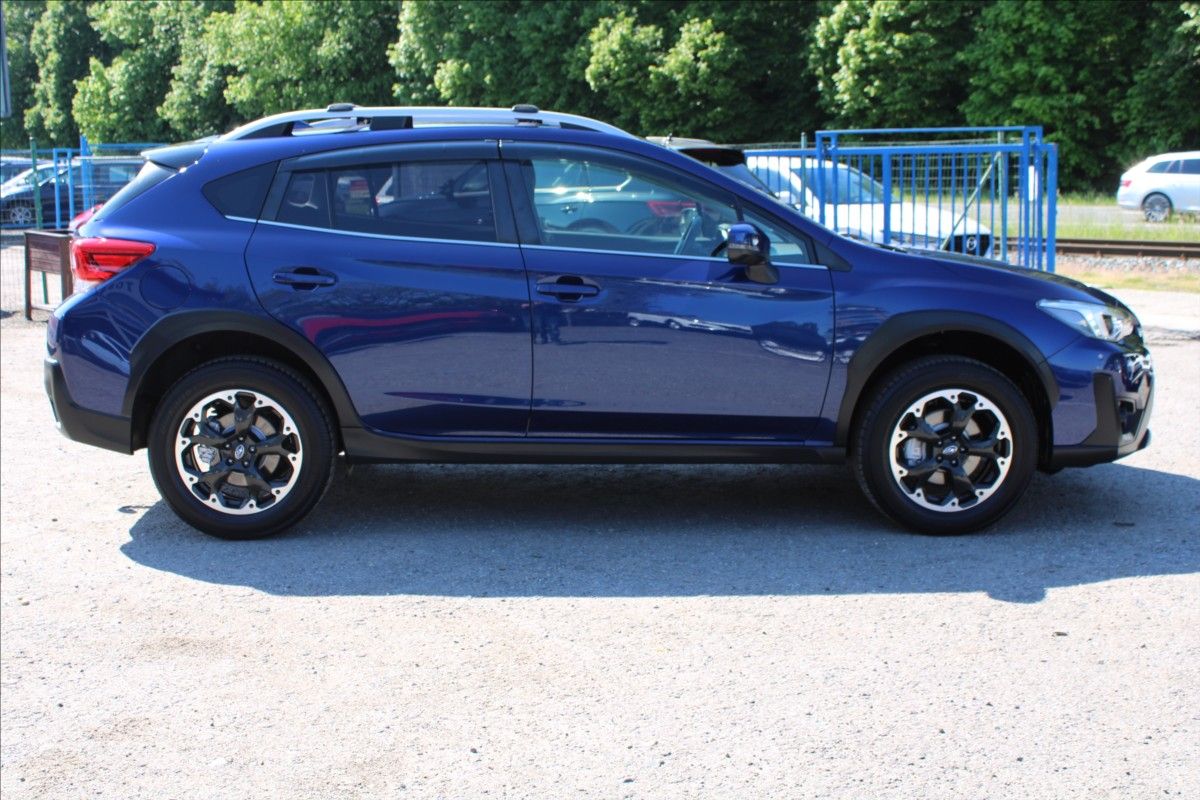 Subaru XV, 1,6 i  1.MAJ,A/T,DPH,EXECUTIVE - fotka 4