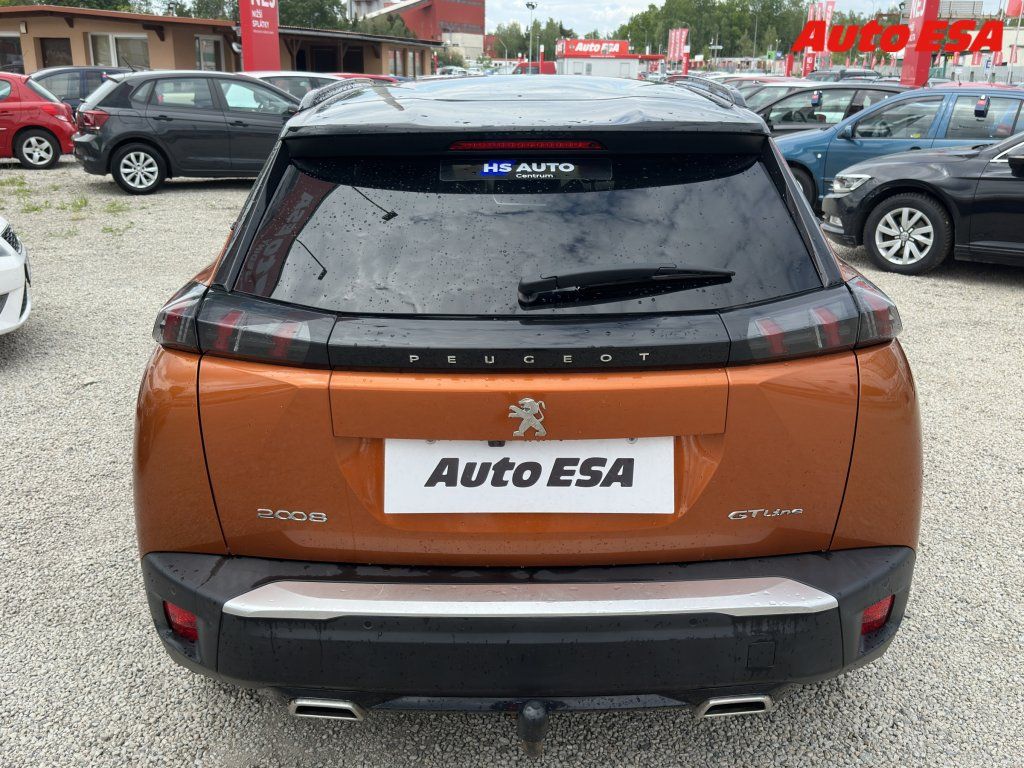 Peugeot 2008, 1.2i,1.maj,ČR,GT Line - fotka 5