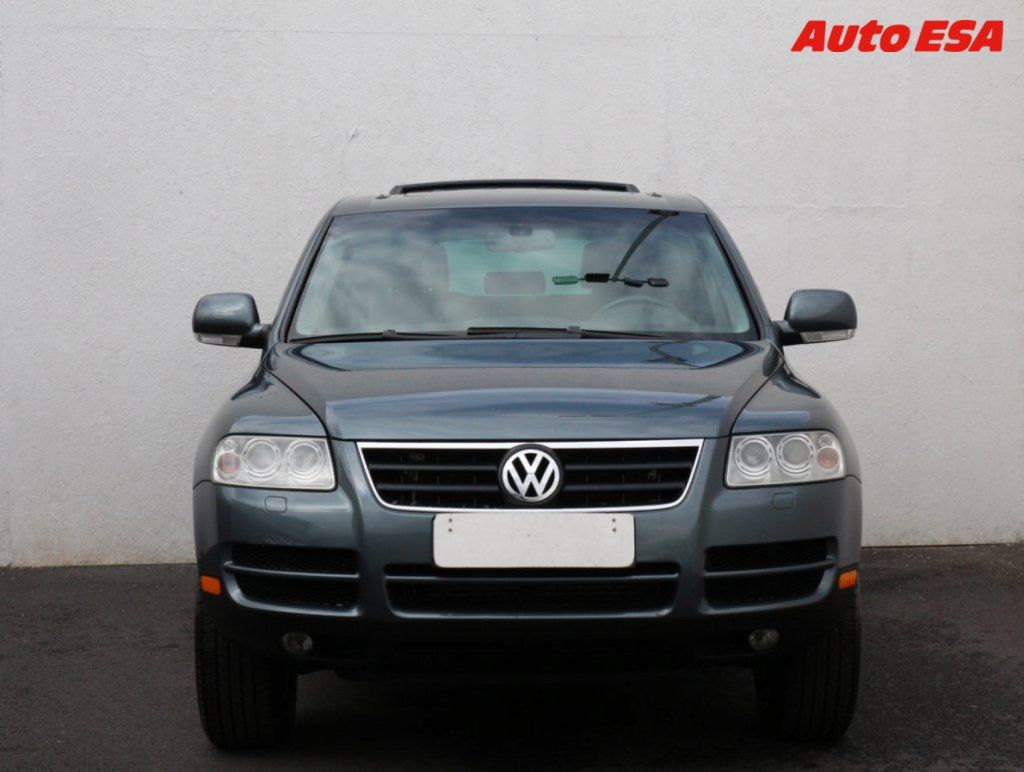 Volkswagen Touareg, 3.0 TDi 4x4,ČR,Highline - fotka 2