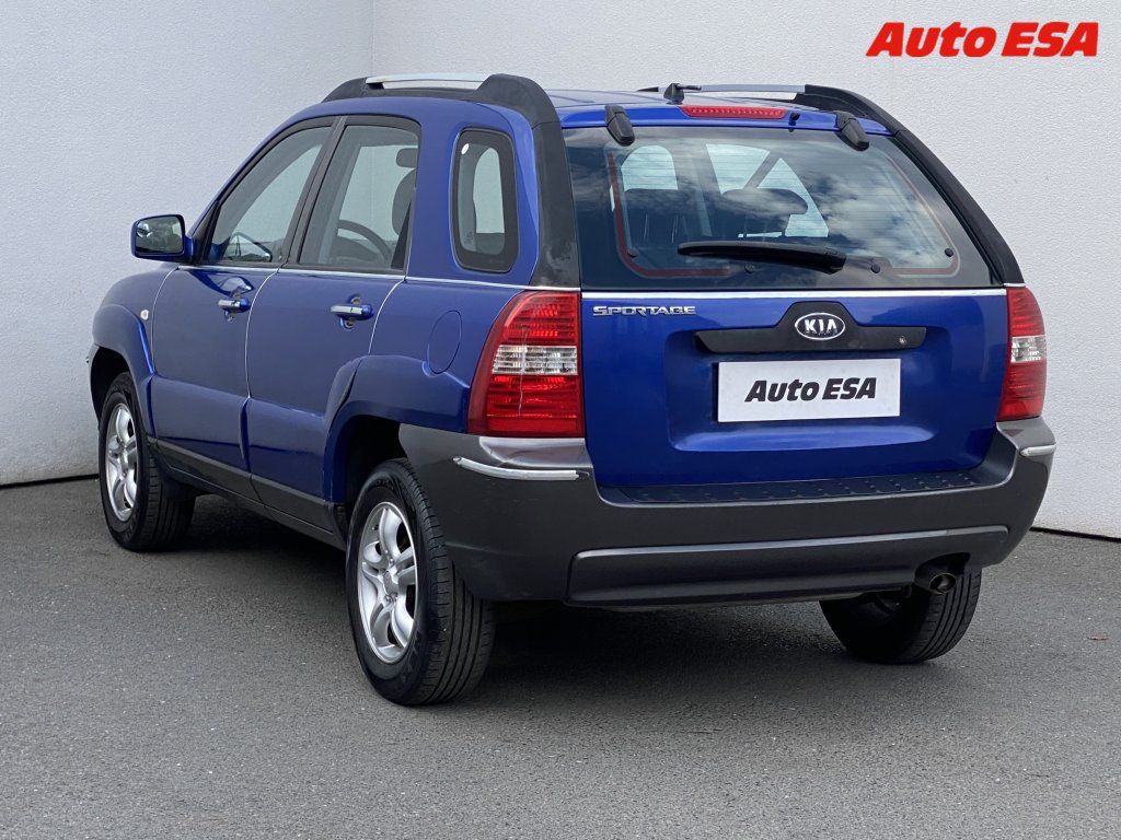 Kia Sportage, 2.0 i,AC - fotka 6