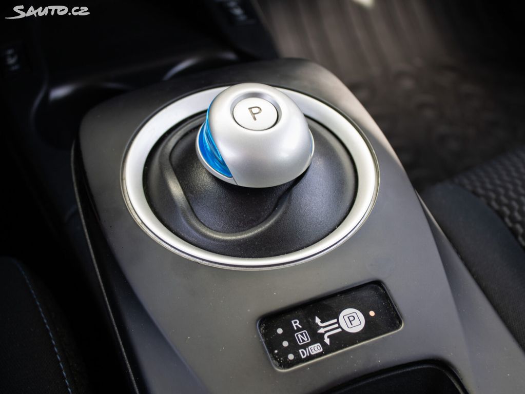 Nissan LEAF 2015 aus Tschechien