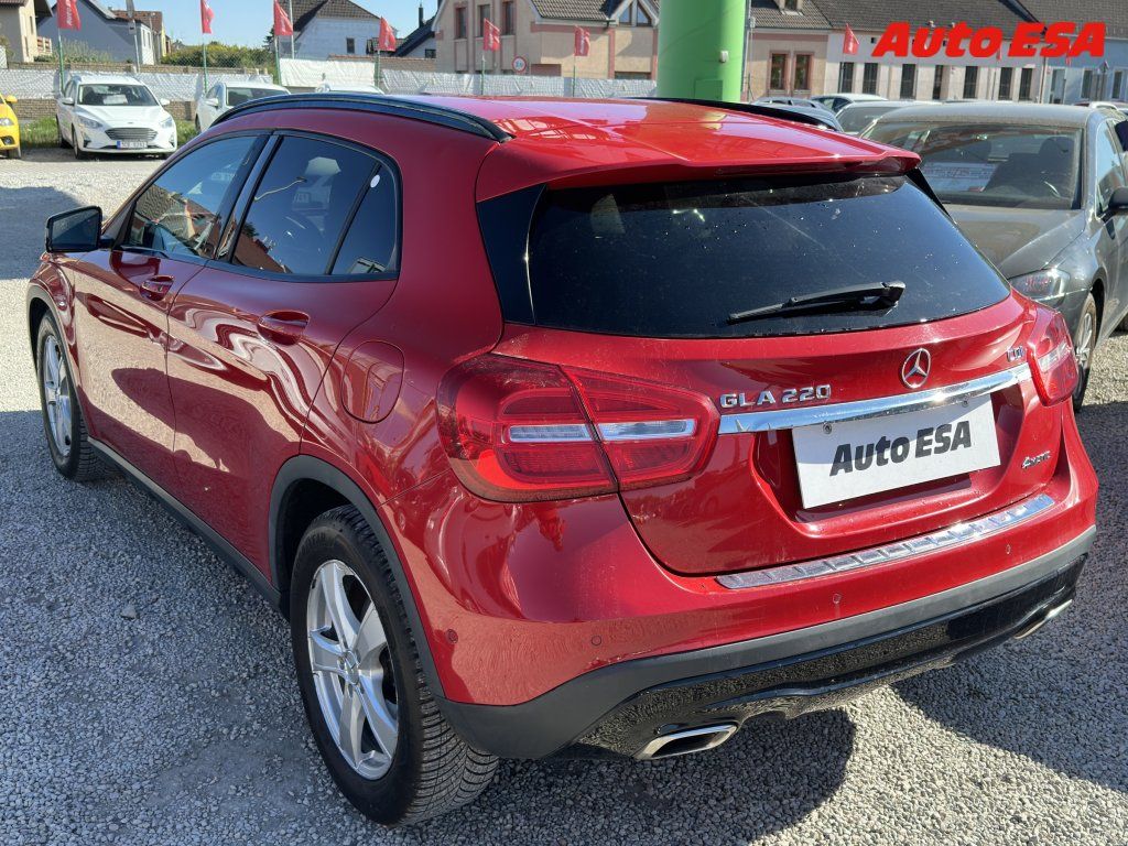 Mercedes-Benz GLA, 2.2 4Mat,ČR,AT,navi - fotka 6