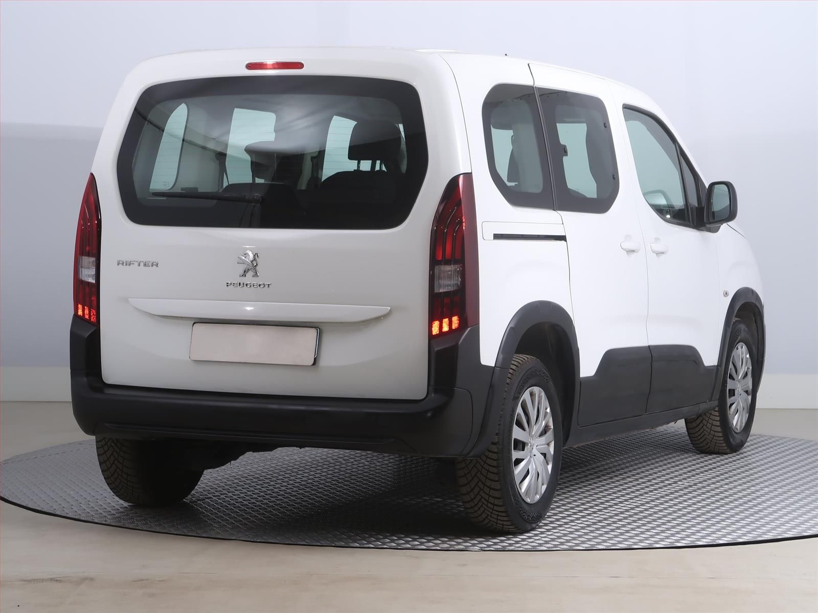 Peugeot Rifter, 1.5 BlueHDi, Active, 5Míst - fotka 5