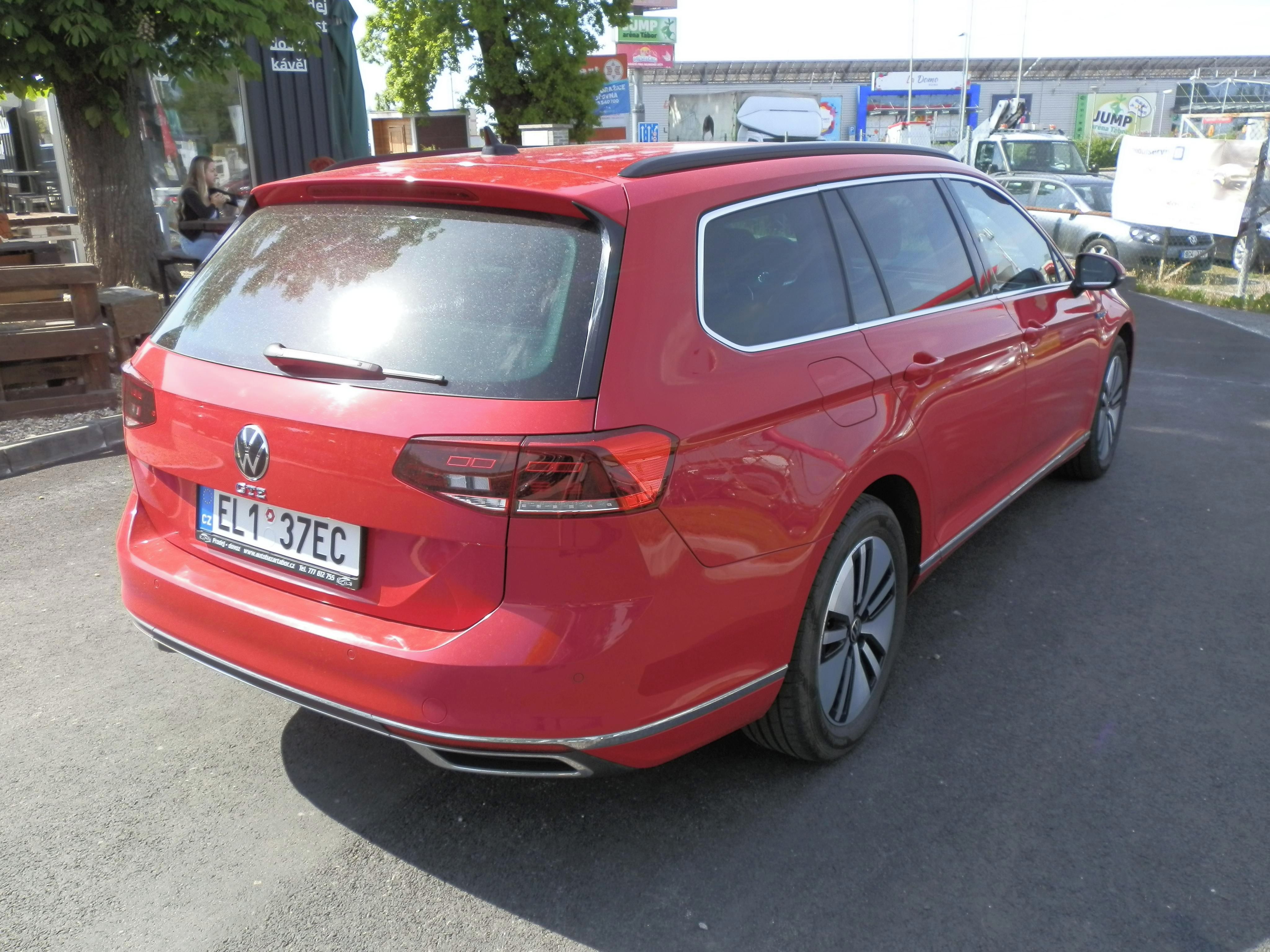 Volkswagen Passat, 1,4GTE Plug in hybrid BUSINESS - fotka 5